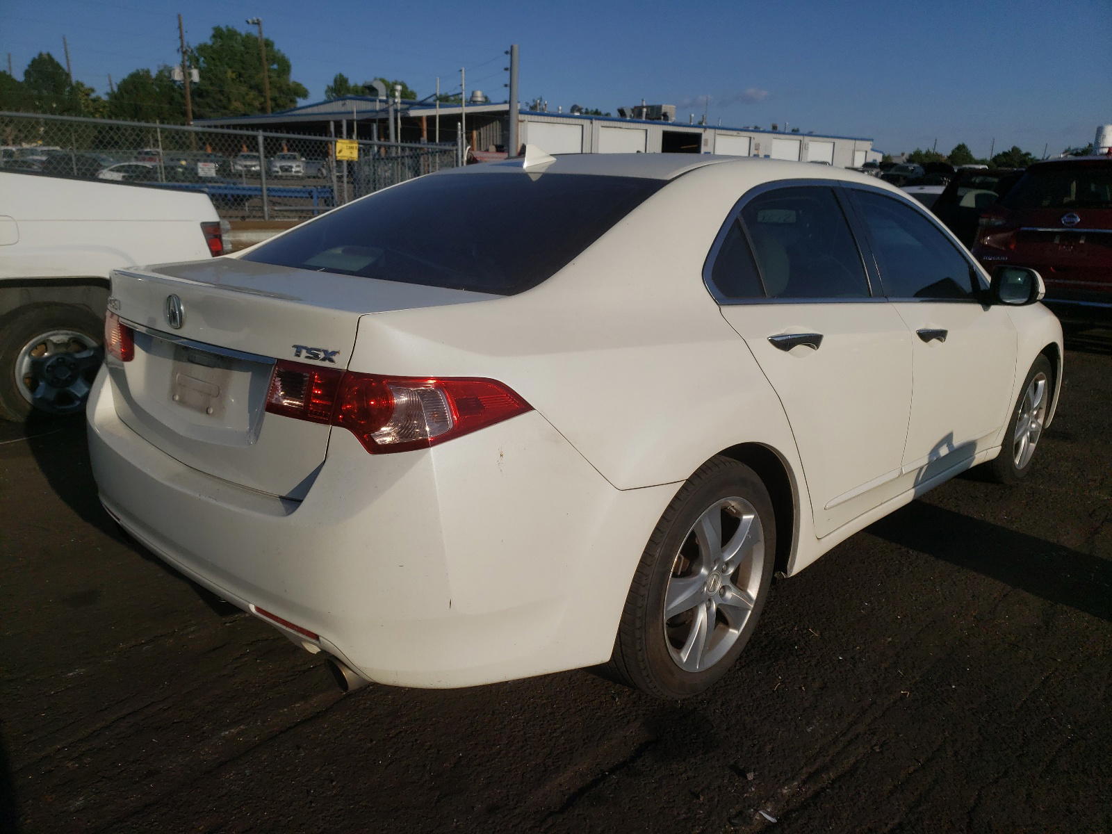 Photo 4 from auction – 2011 ACURA TSX with VIN JH4CU2F67BC009920