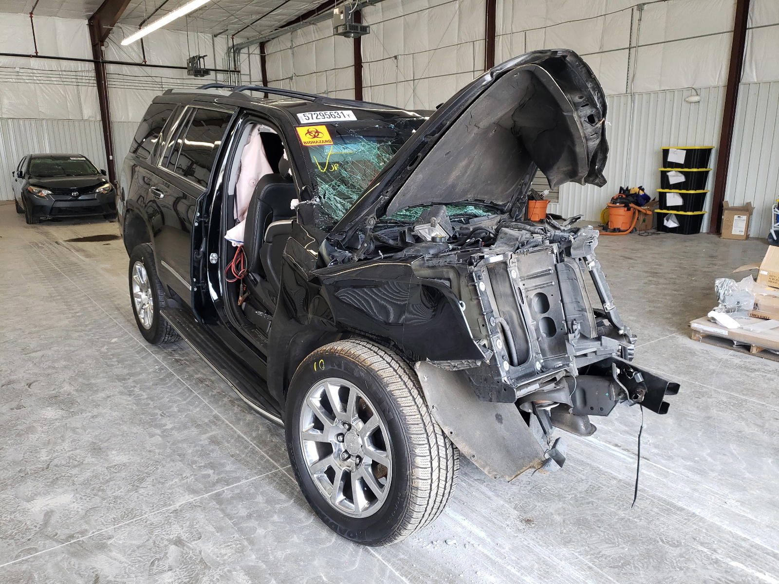 GMC YUKON DENA 2016 with VIN 1GKS2CKJ5GR259409 - Photo from auction