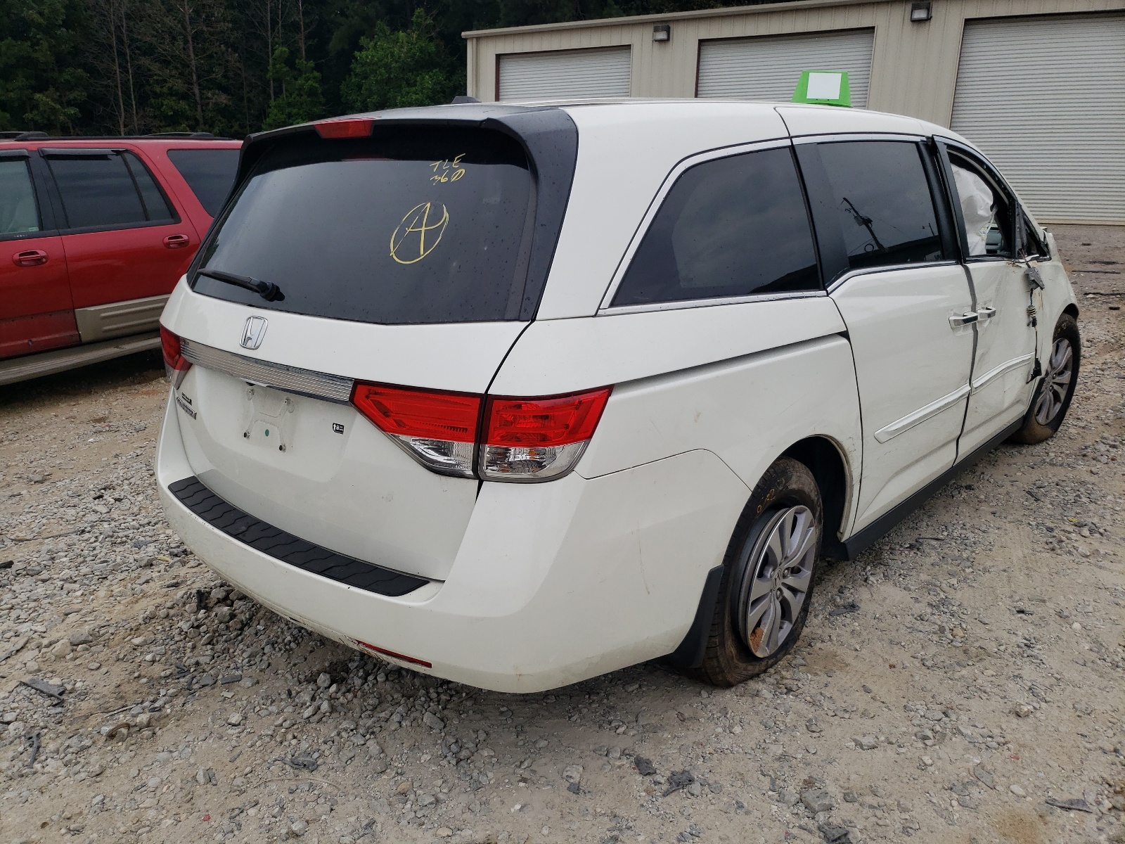 Photo 4 from auction – 2017 HONDA ODYSSEY EX with VIN 5FNRL5H60HB026860