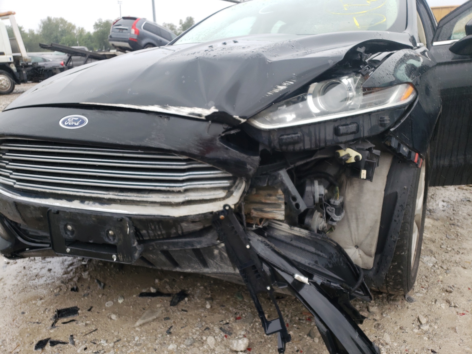 Photo 9 from auction – 2014 FORD FUSION SE with VIN 3FA6P0H78ER137613
