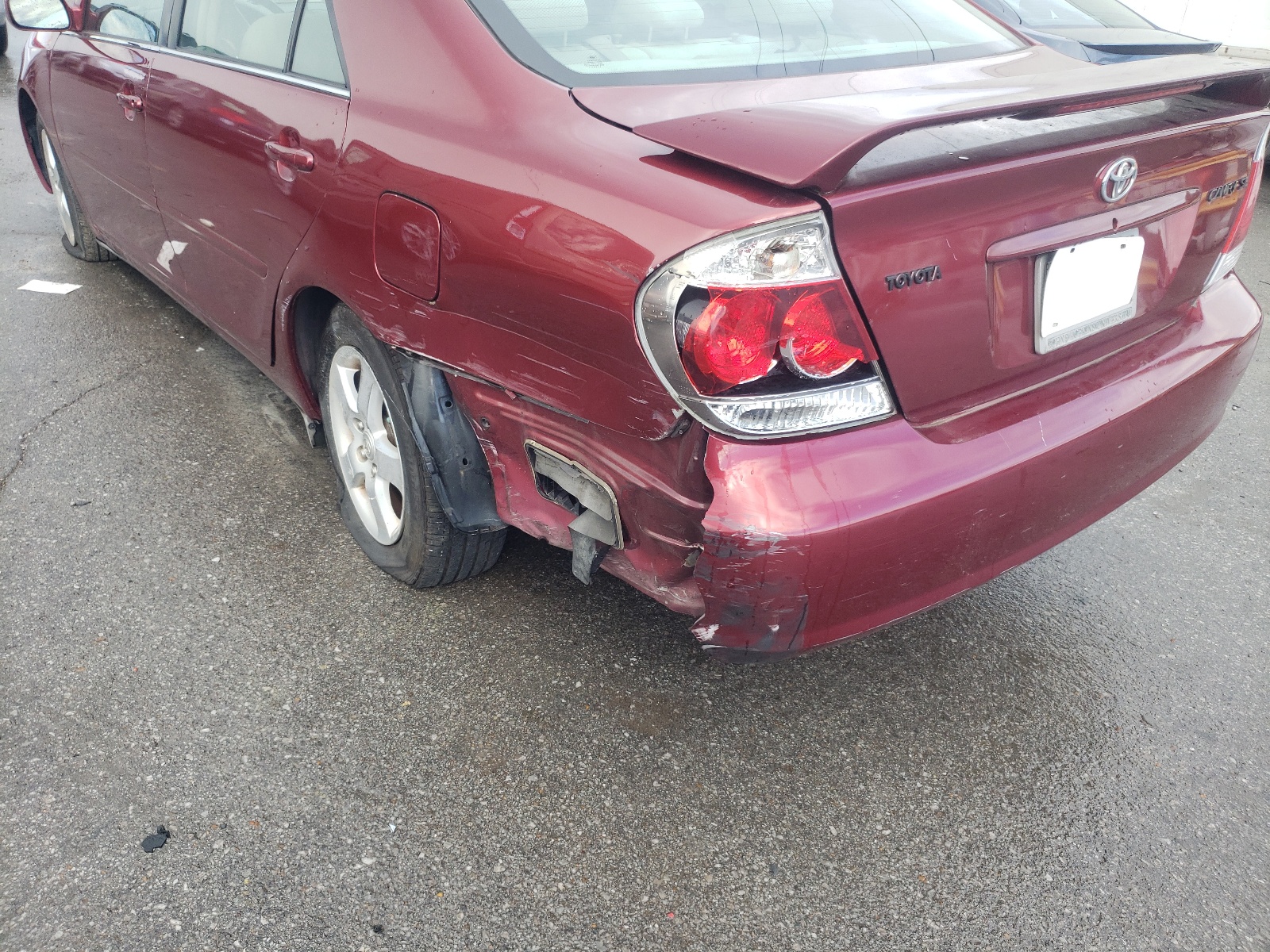 Photo 9 from auction – 2005 TOYOTA CAMRY with VIN 4T1BE32KX5U091901