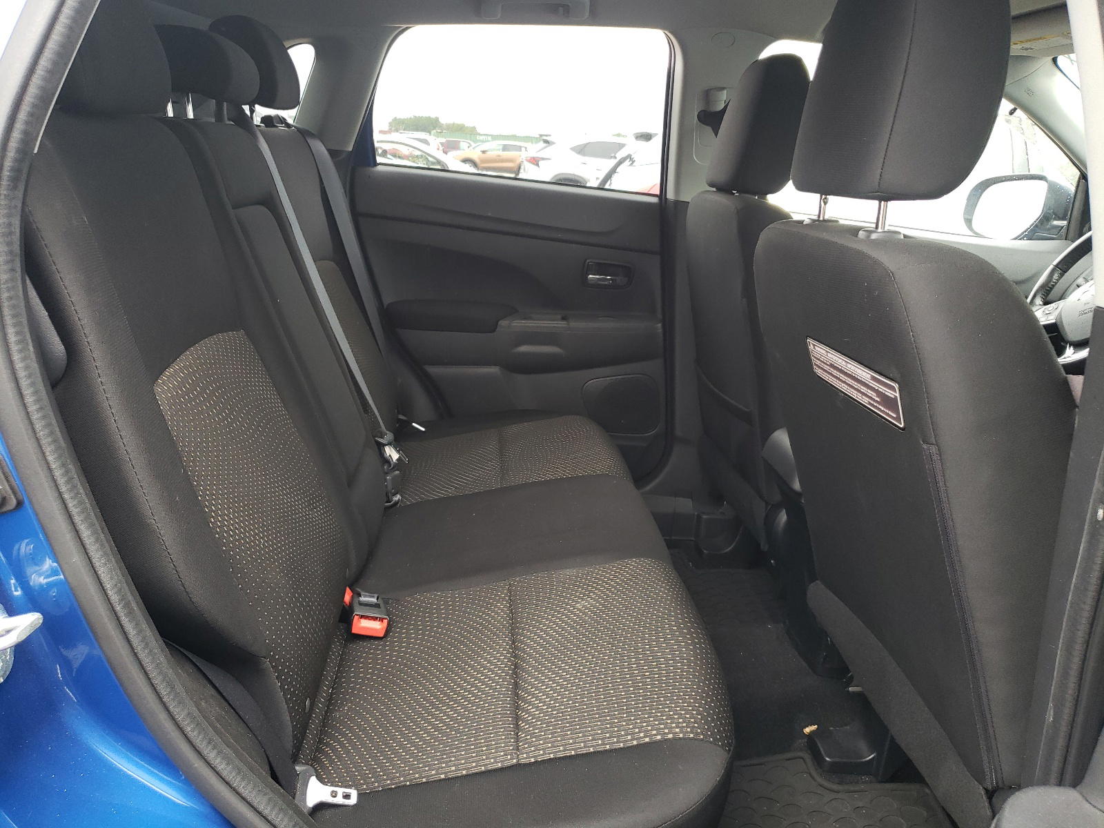 Photo 6 from auction – 2016 MITSUBISHI OUTLANDER with VIN JA4AP3AW7GZ044730