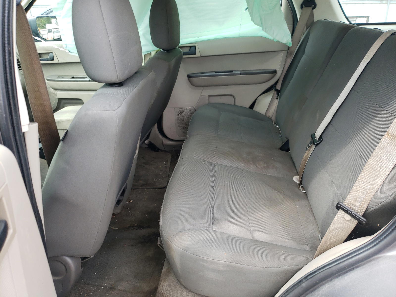 Photo 6 from auction – 2012 FORD ESCAPE XLS with VIN 1FMCU0C74CKA62709