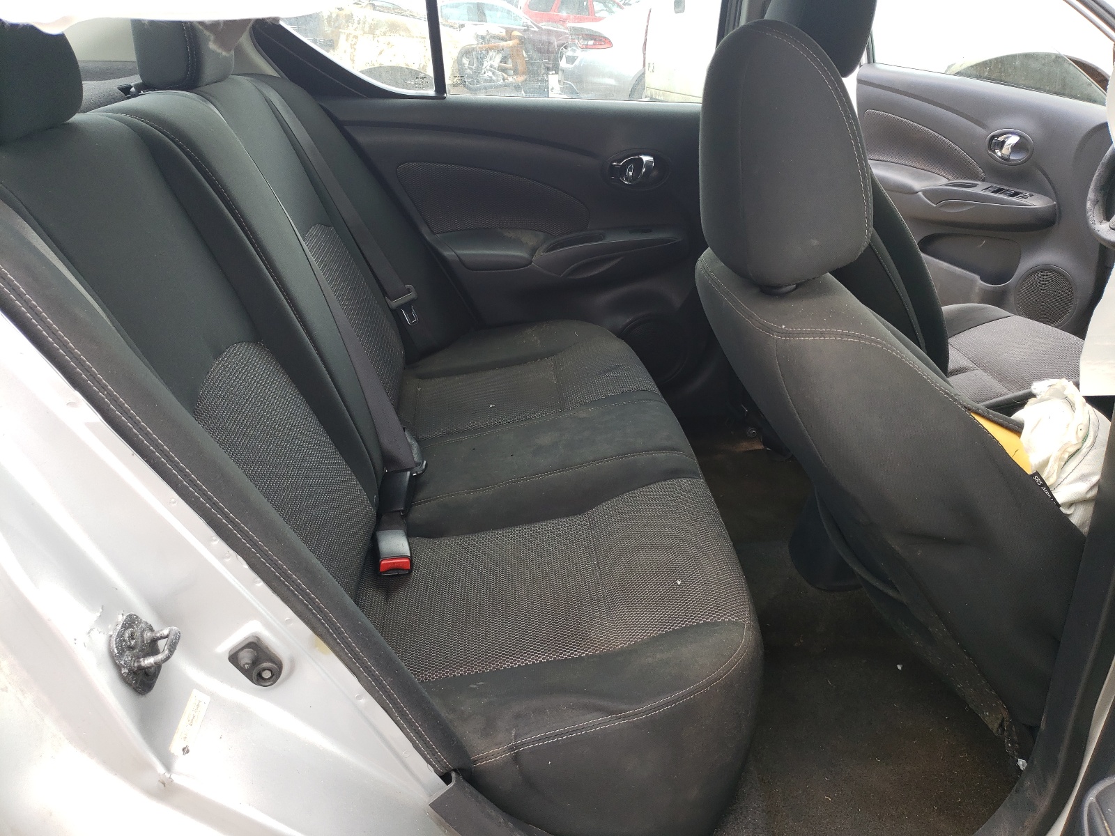 Photo 6 from auction – 2017 NISSAN VERSA S with VIN 3N1CN7AP8HL859664