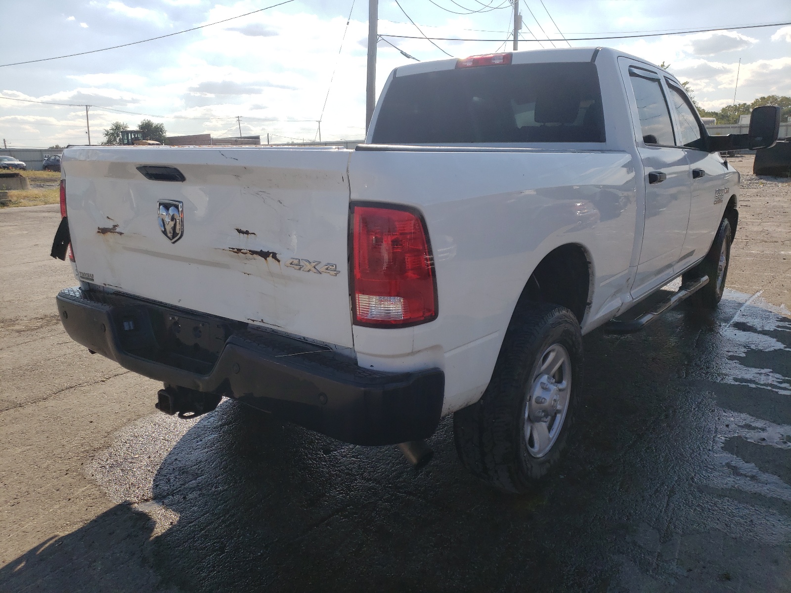 Photo 4 from auction – 2018 RAM 3500 ST with VIN 3C63R3CJ1JG111511
