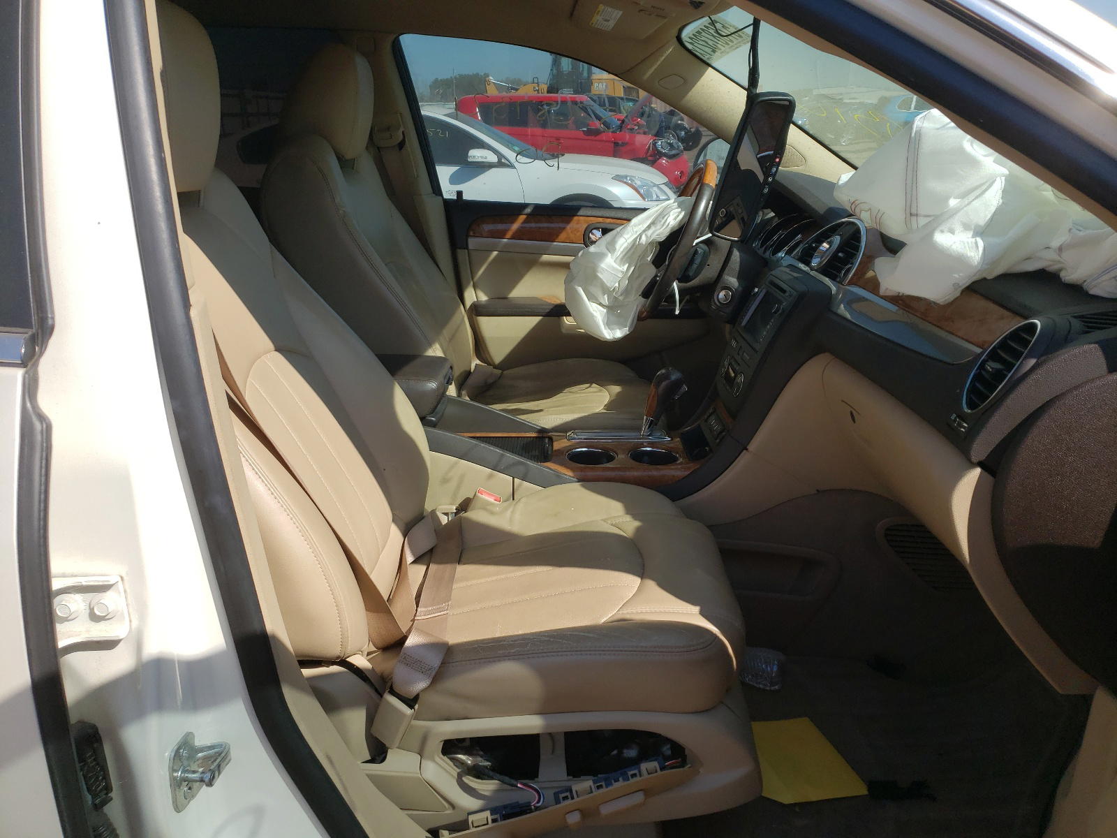 Photo 5 from auction – 2011 BUICK ENCLAVE CX with VIN 5GAKRBEDXBJ329311
