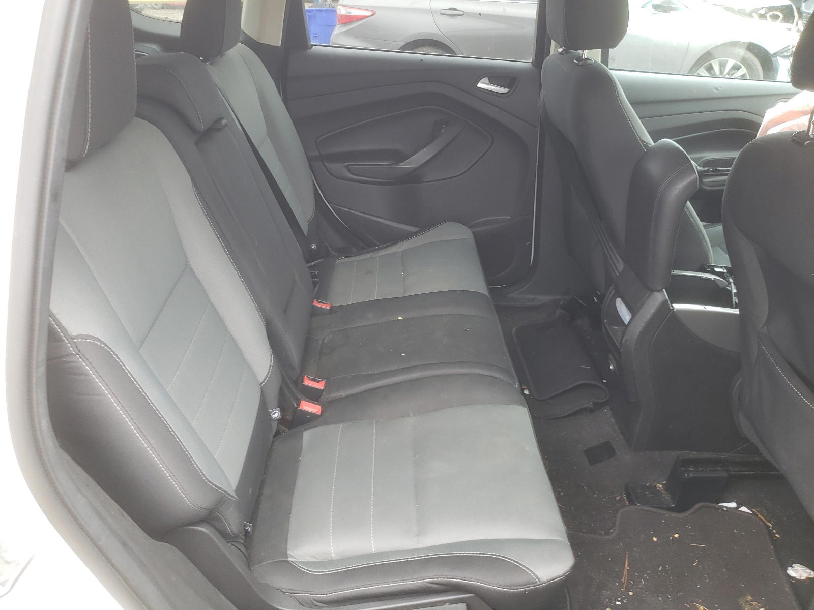 Photo 6 from auction – 2016 FORD ESCAPE SE with VIN 1FMCU0G71GUC34005