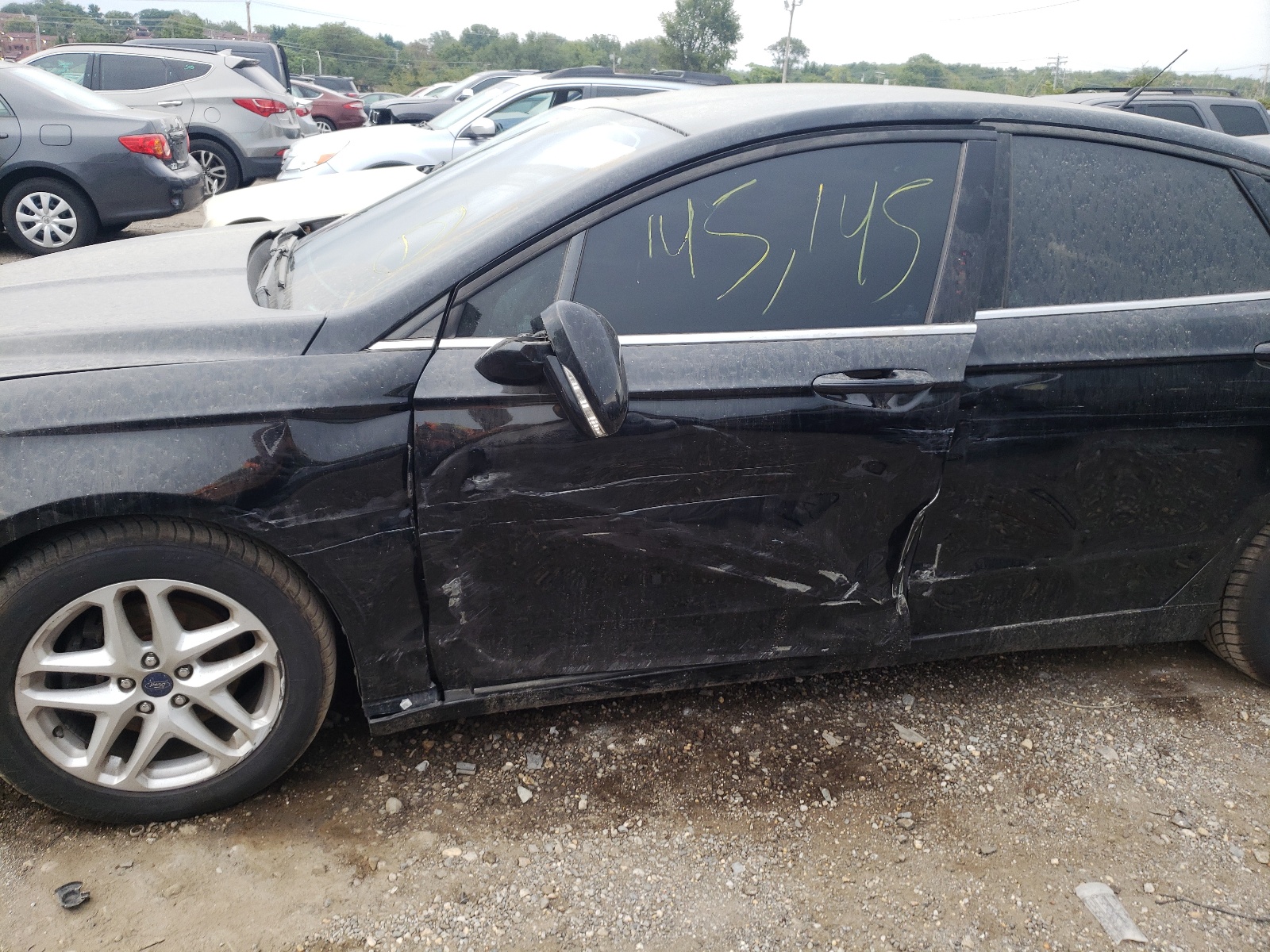 Photo 9 from auction – 2016 FORD FUSION SE with VIN 3FA6P0H74GR251210