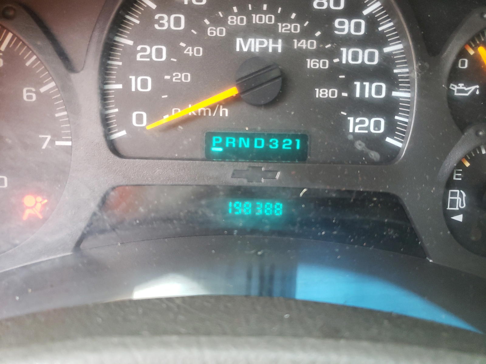 Photo 8 from auction – 2003 CHEVROLET TRAILBLAZE with VIN 1GNES16P236231775