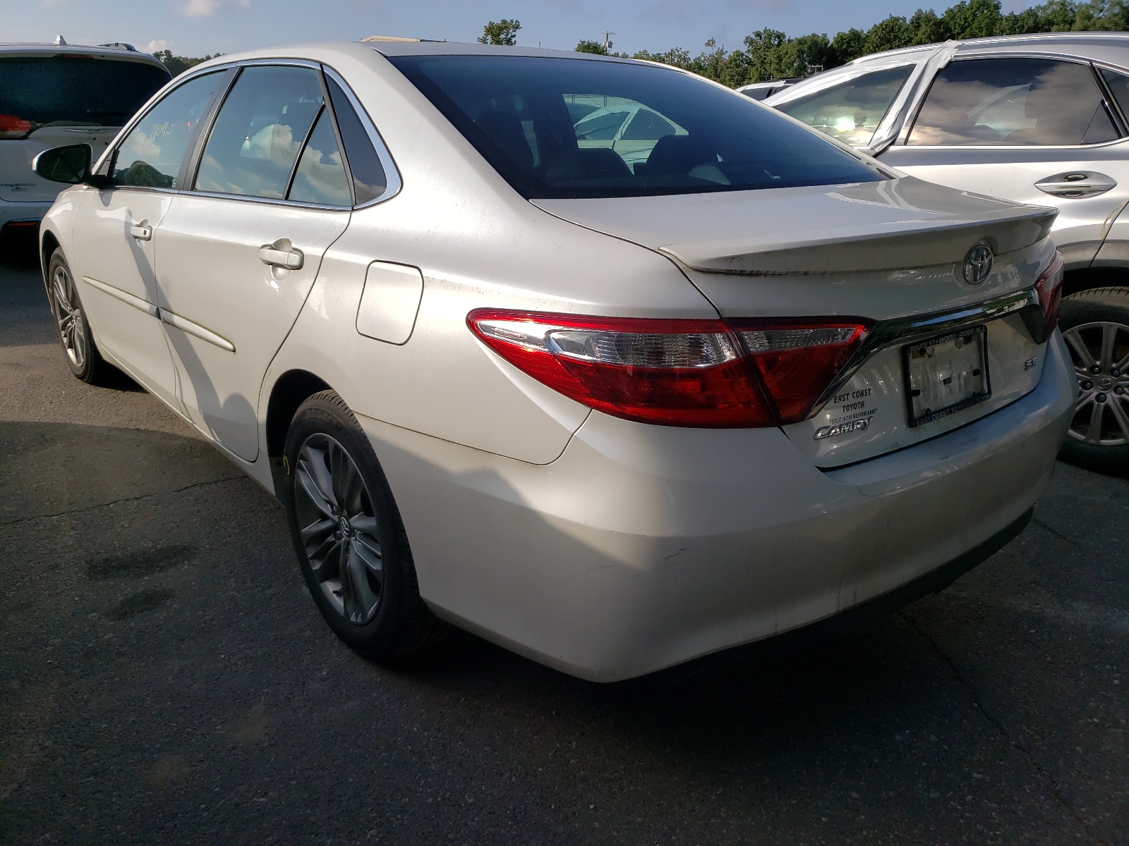 Photo 3 from auction – 2017 TOYOTA CAMRY LE with VIN 4T1BF1FK4HU396956