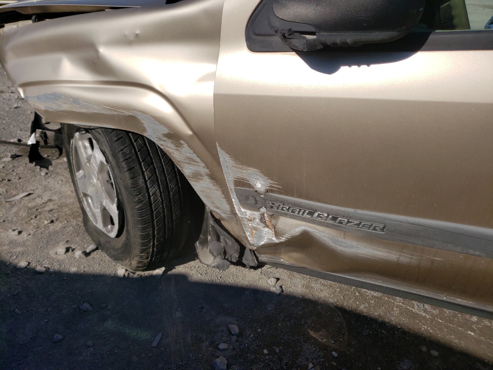 Photo 10 from auction – 2004 CHEVROLET TRAILBLAZE with VIN 1GNDS13S742245507
