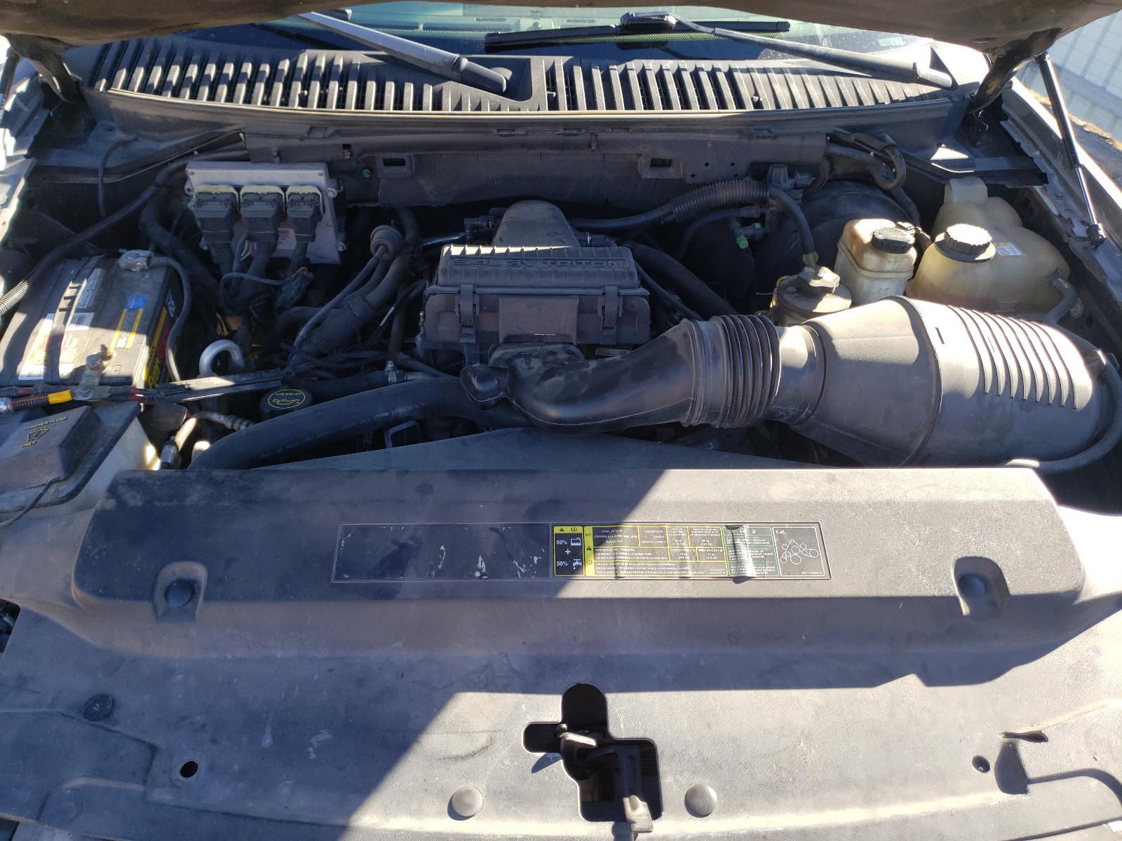 Photo 7 from auction – 2005 FORD EXPEDITION with VIN 1FMPU15585LA53673