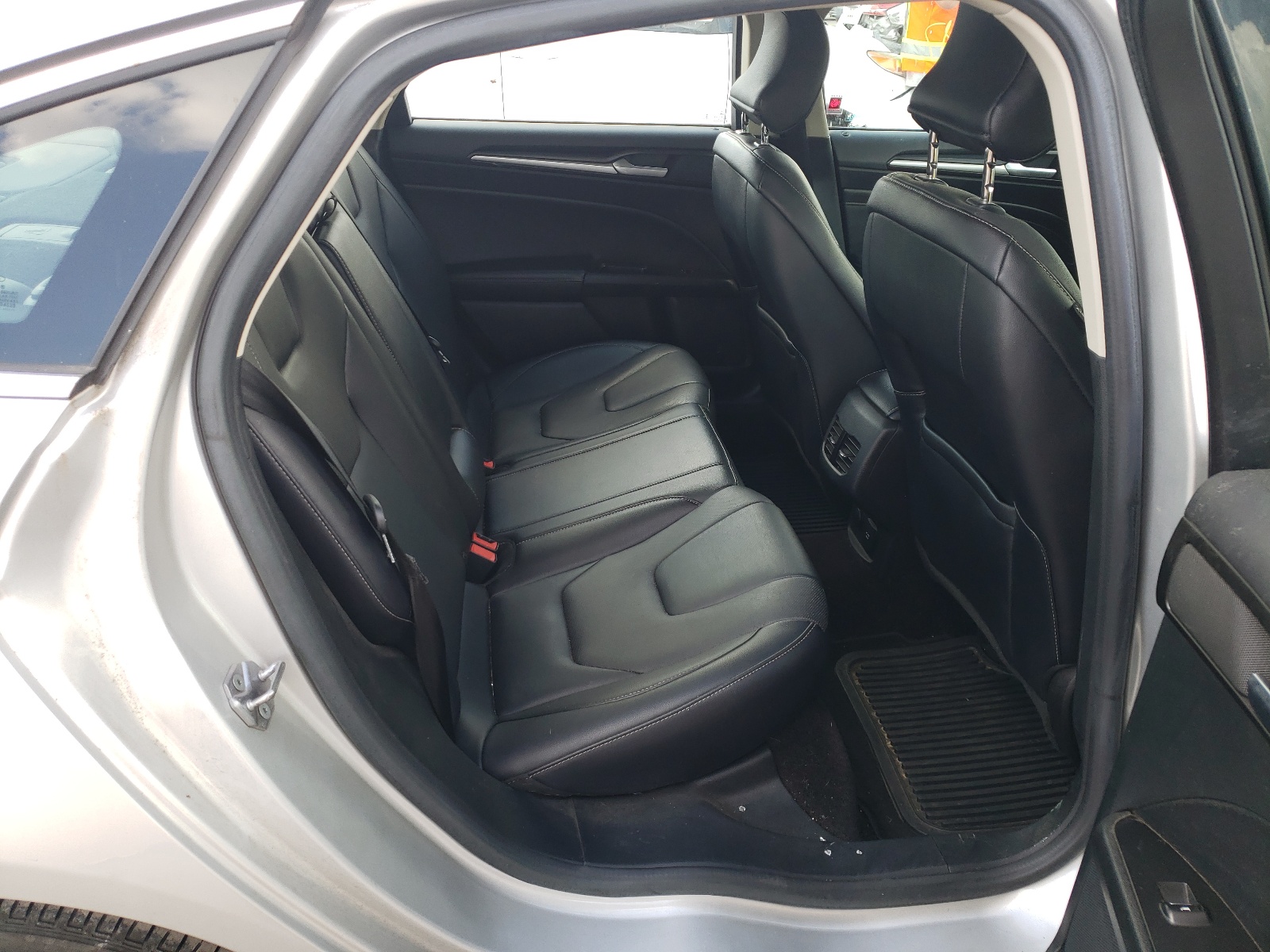Photo 6 from auction – 2017 FORD FUSION TIT with VIN 3FA6P0RU4HR188082