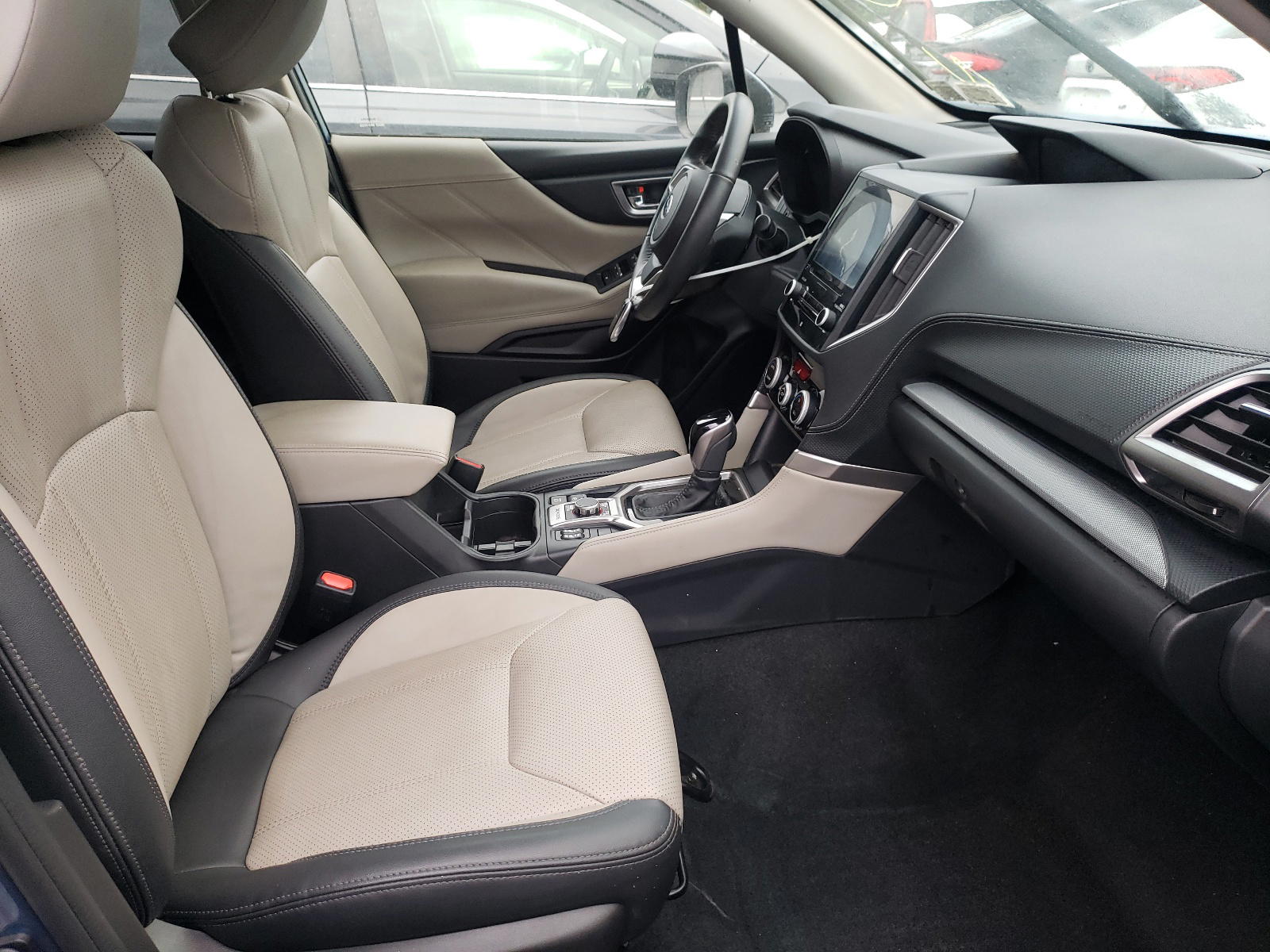 Photo 5 from auction – 2019 SUBARU FORESTER L with VIN JF2SKASC5KH494751