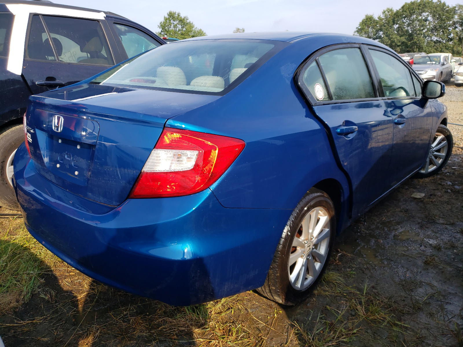 Photo 4 from auction – 2012 HONDA CIVIC EX with VIN 19XFB2F83CE340817