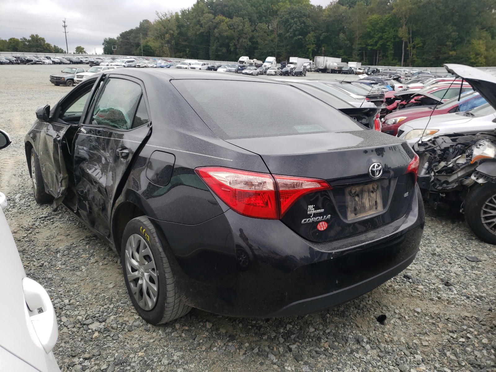 Photo 3 from auction – 2019 TOYOTA COROLLA L with VIN 2T1BURHE3KC195358