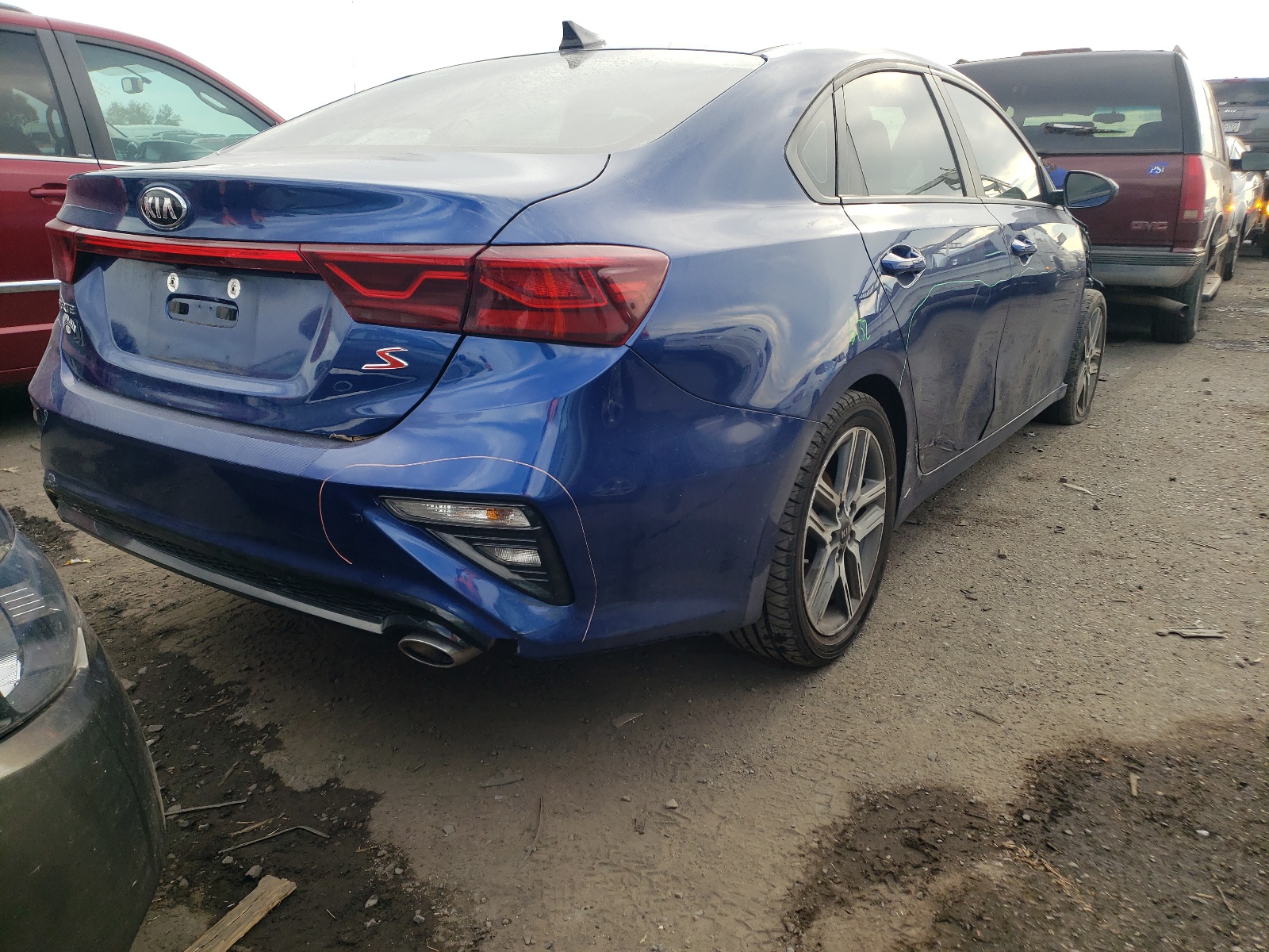 Photo 4 from auction – 2019 KIA FORTE GT L with VIN 3KPF34AD0KE020074