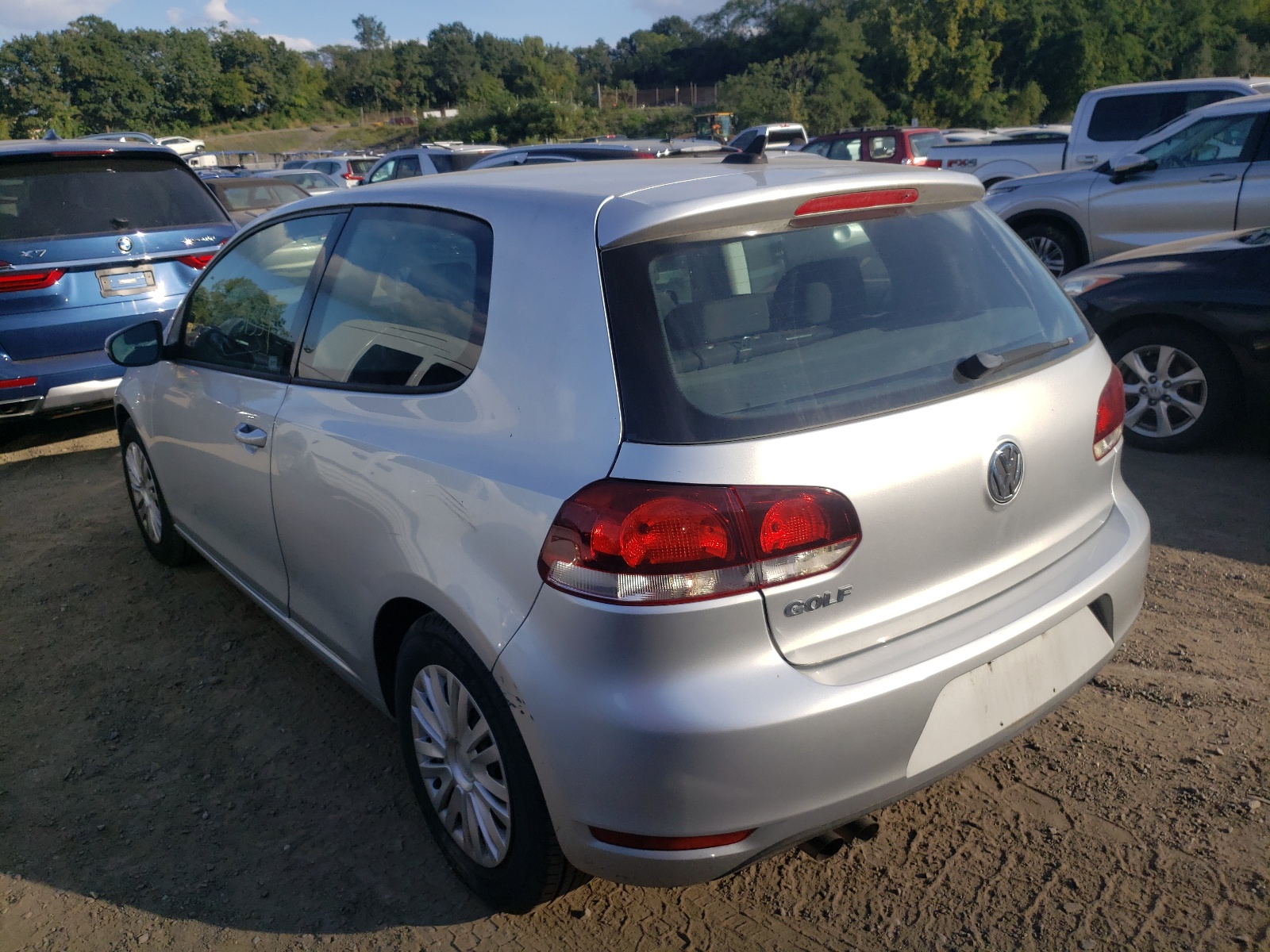 Photo 3 from auction – 2012 VOLKSWAGEN GOLF with VIN WVWAB7AJ7CW240842