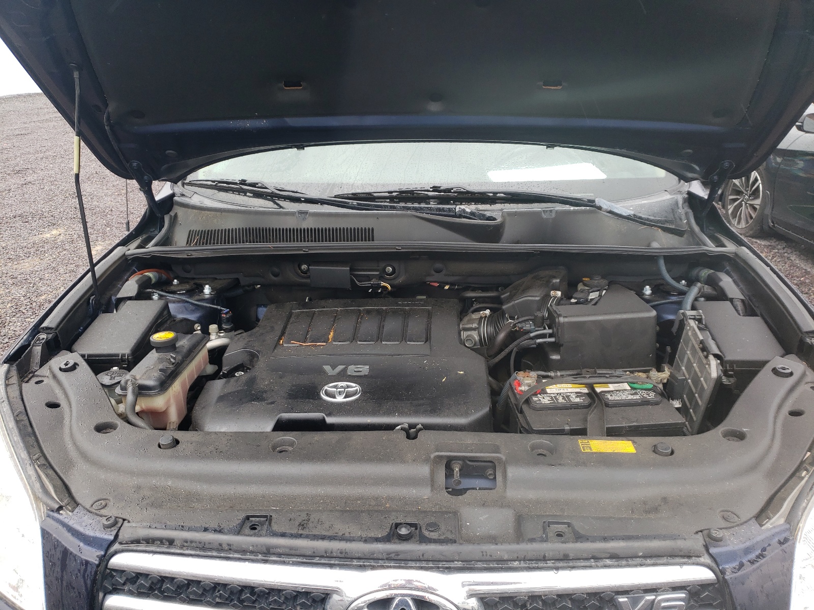 Photo 7 from auction – 2006 TOYOTA RAV4 LIMIT with VIN JTMZK31V266002559