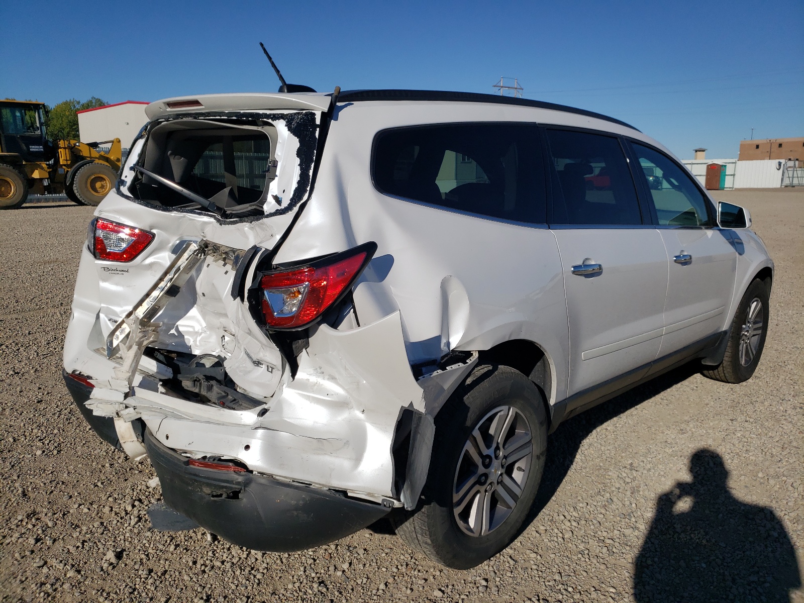Photo 4 from auction – 2016 CHEVROLET TRAVERSE L with VIN 1GNKVGKD5GJ346740