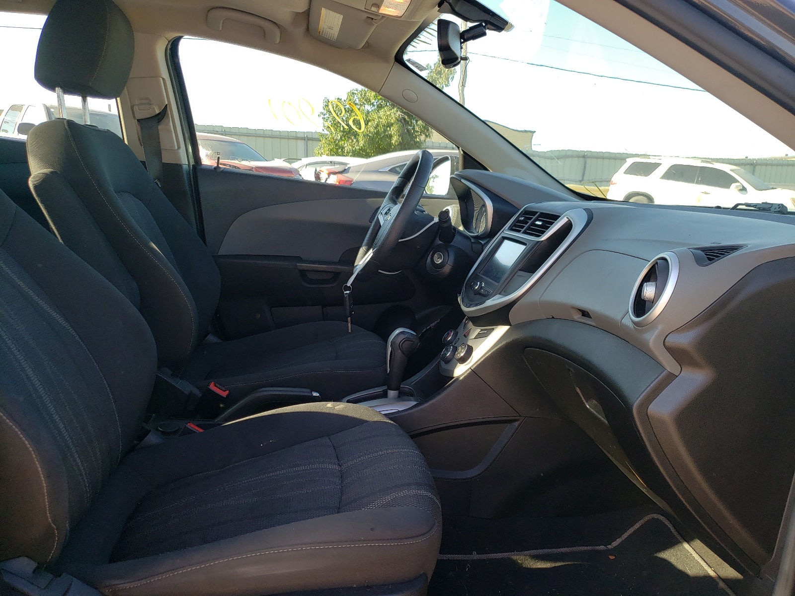 Photo 5 from auction – 2017 CHEVROLET SONIC LT with VIN 1G1JD5SH6H4167016