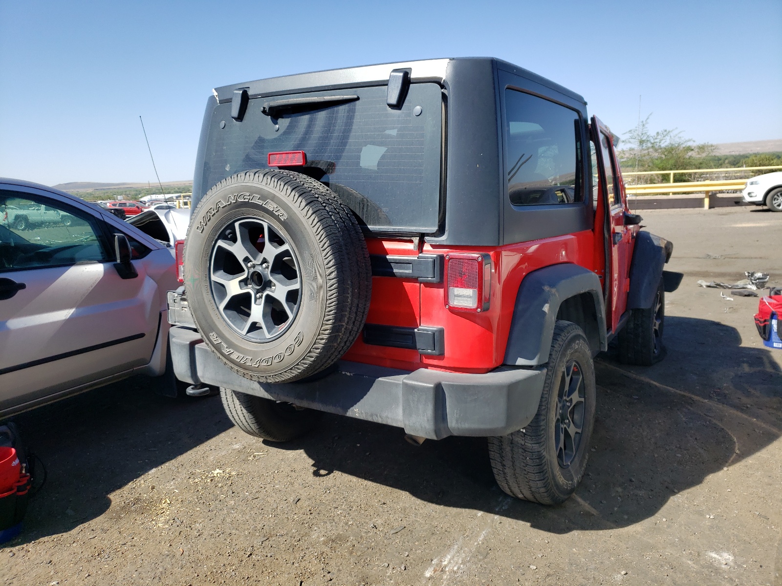 Photo 4 from auction – 2017 JEEP WRANGLER S with VIN 1C4AJWAG4HL609862