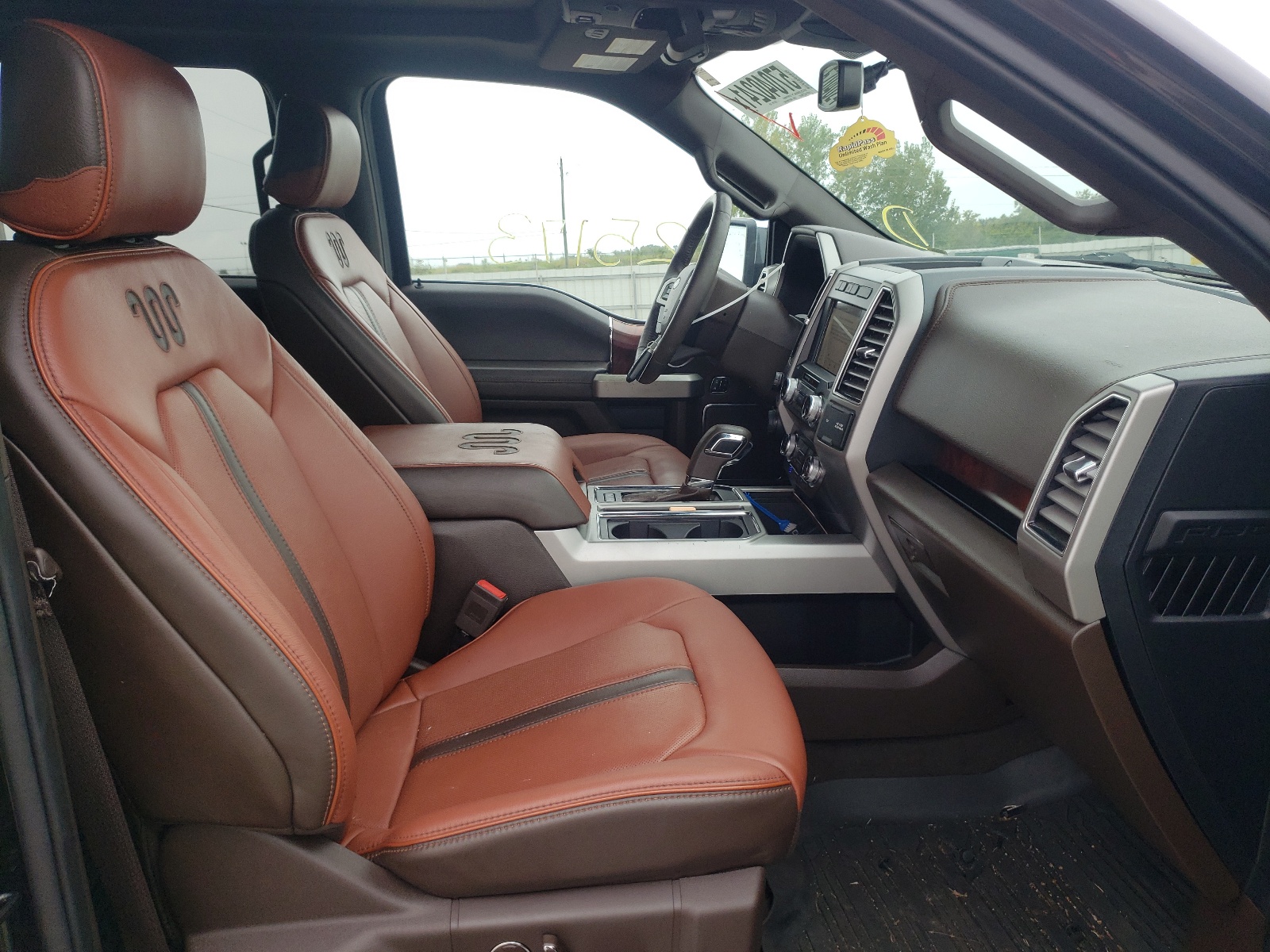 Photo 5 from auction – 2019 FORD F150 SUPER with VIN 1FTEW1E41KFA50444