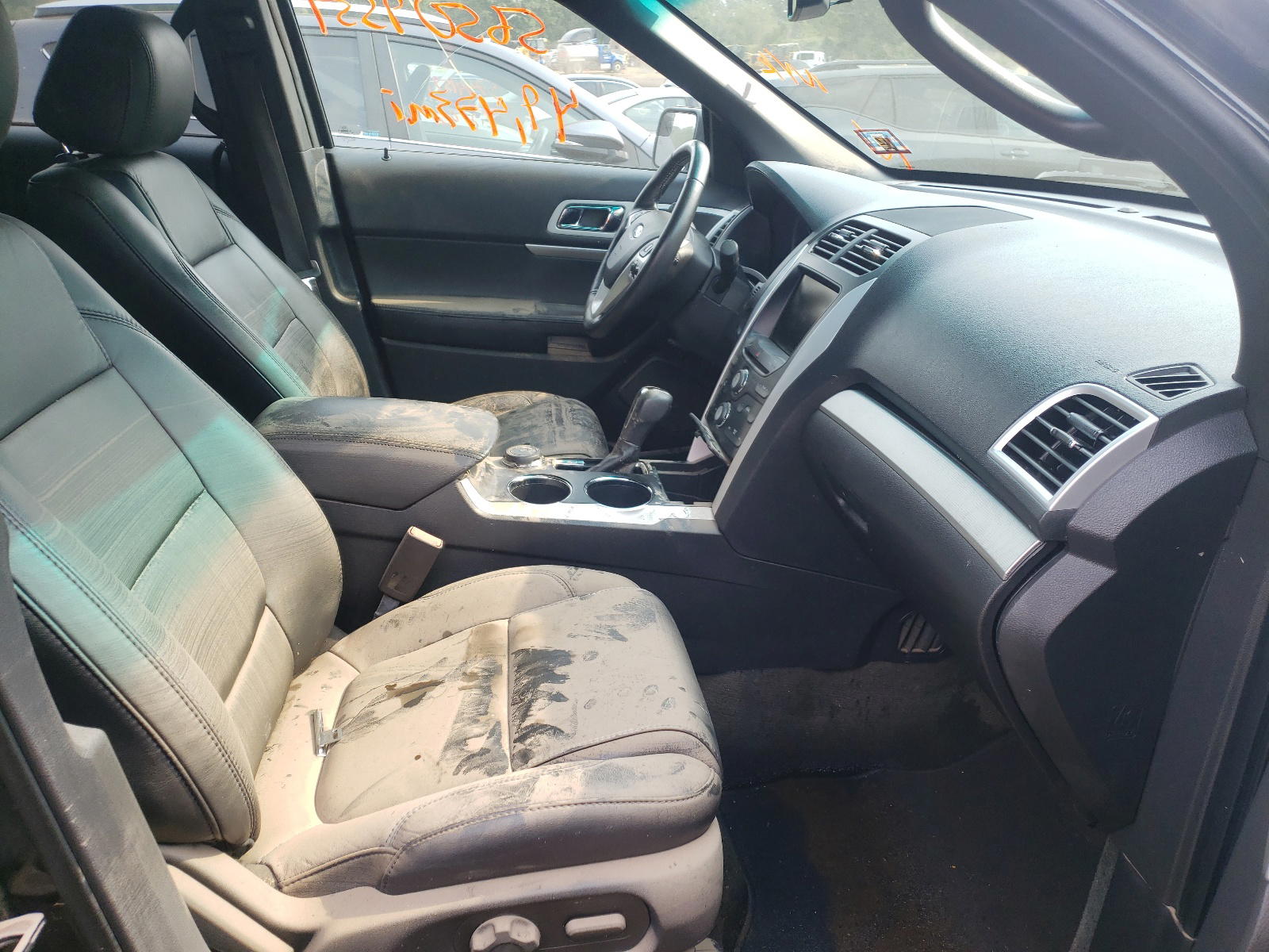 Photo 5 from auction – 2014 FORD EXPLORER X with VIN 1FM5K8D83EGB14339