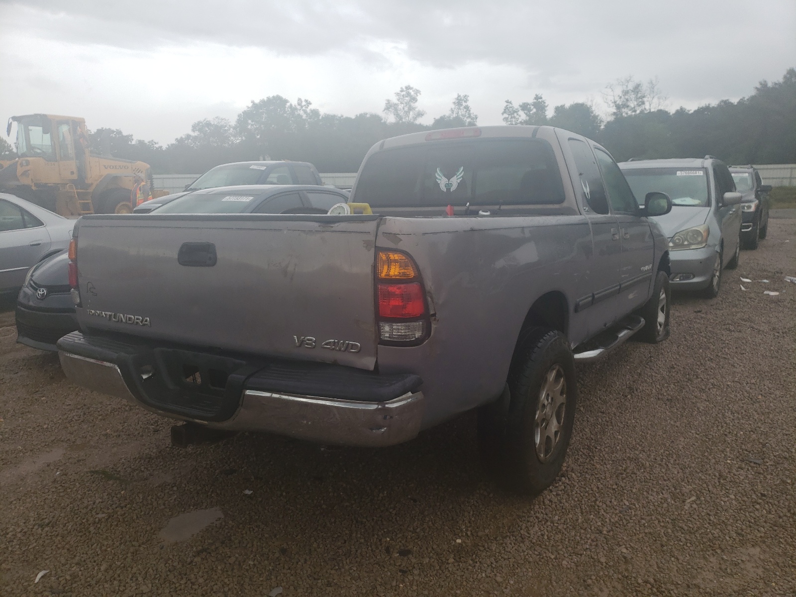Photo 4 from auction – 2000 TOYOTA TUNDRA ACC with VIN 5TBBT4416YS044757