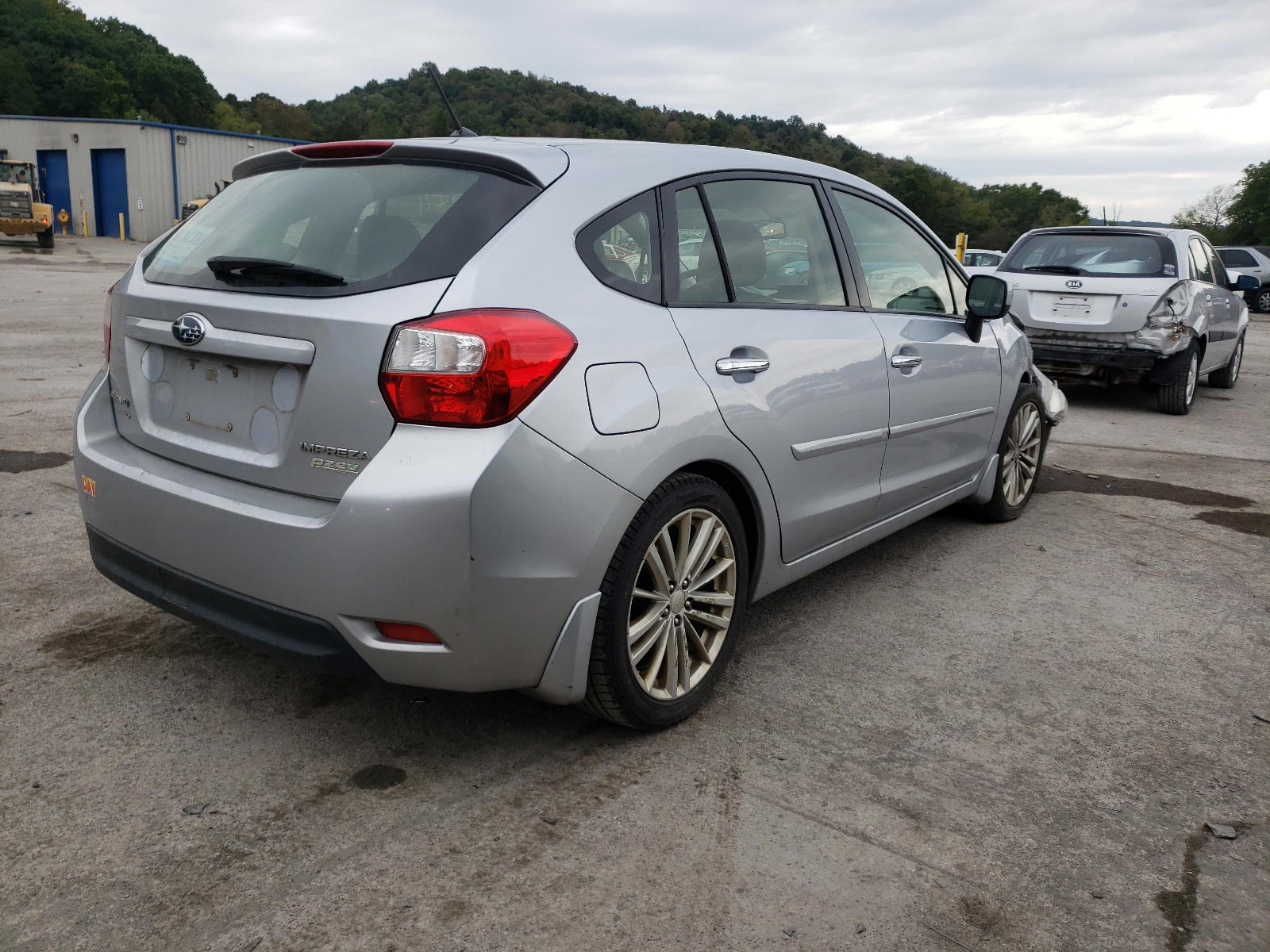 Photo 4 from auction – 2013 SUBARU IMPREZA LI with VIN JF1GPAH60D2869013