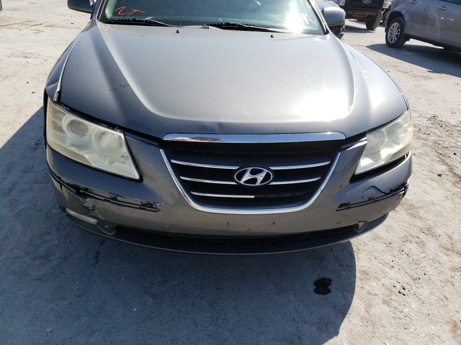 Photo 9 from auction – 2009 HYUNDAI SONATA SE with VIN 5NPEU46C69H498904