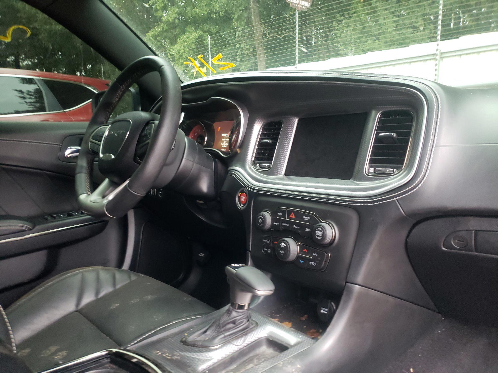 Photo 9 from auction – 2019 DODGE CHARGER SR with VIN 2C3CDXL98KH535083