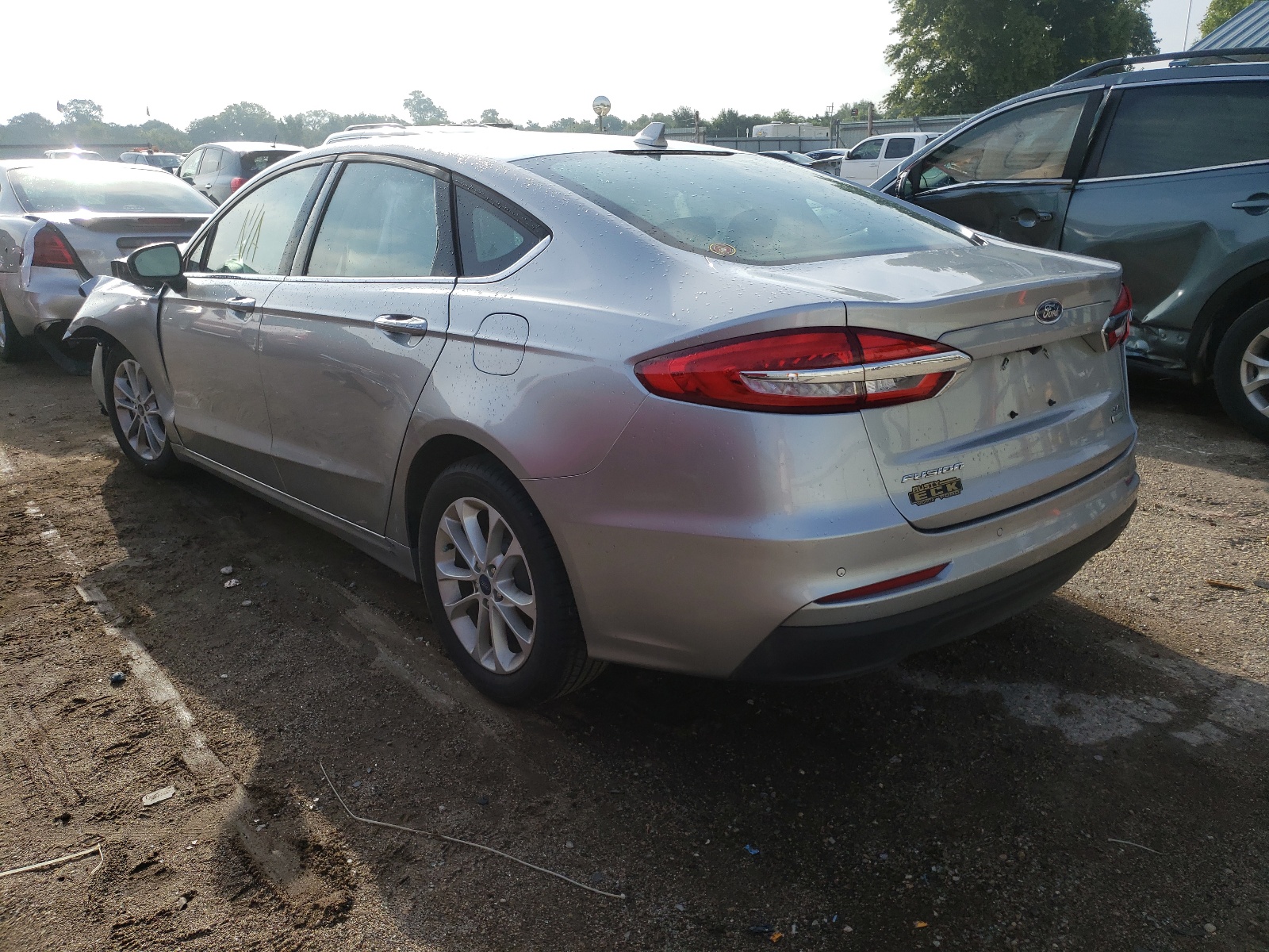 Photo 3 from auction – 2020 FORD FUSION SE with VIN 3FA6P0HD3LR169789