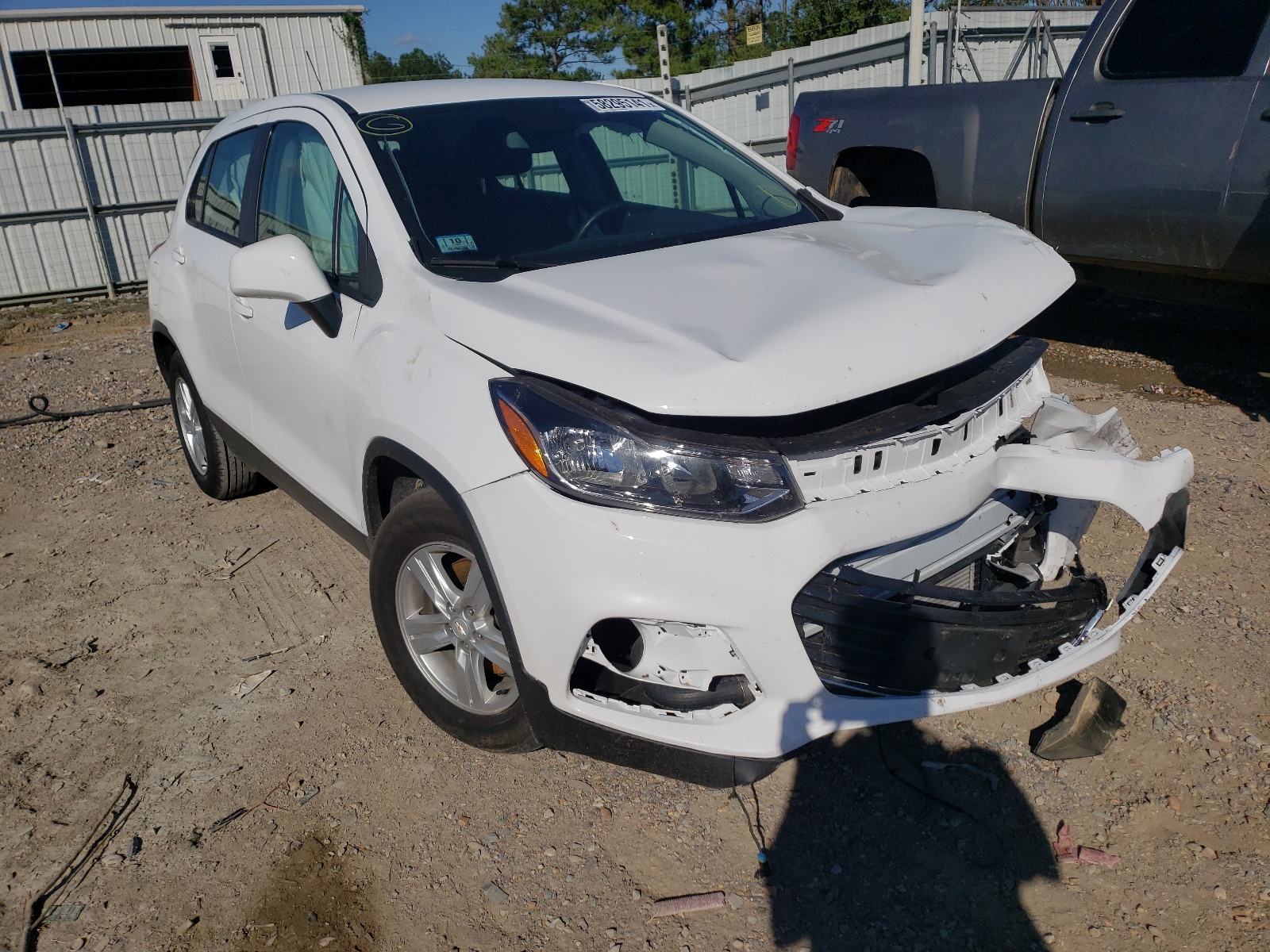 CHEVROLET TRAX LS 2020 with VIN KL7CJKSB6LB071407 - Photo from auction