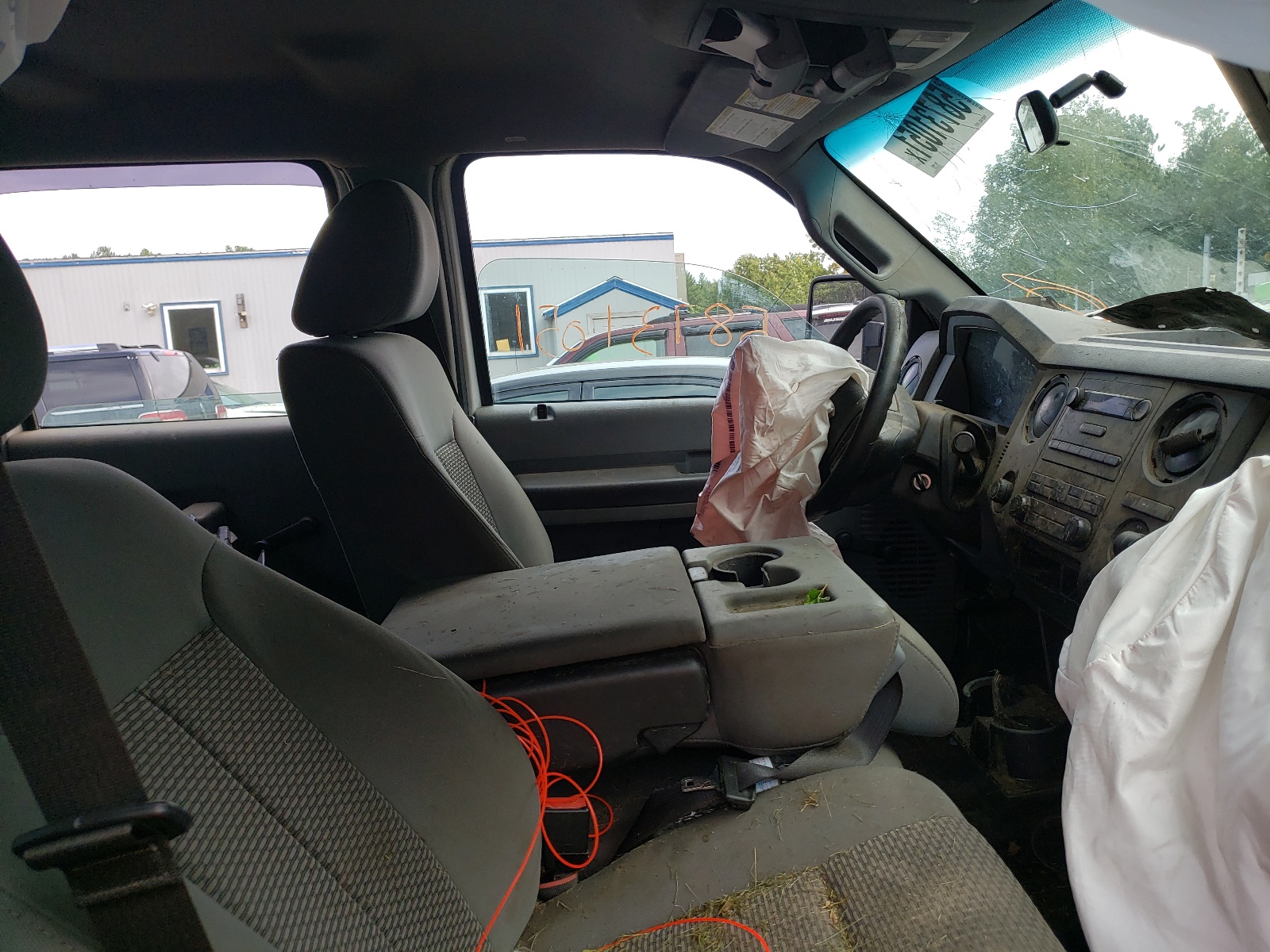 Photo 5 from auction – 2015 FORD F350 SUPER with VIN 1FT8W3BT9FEA00813