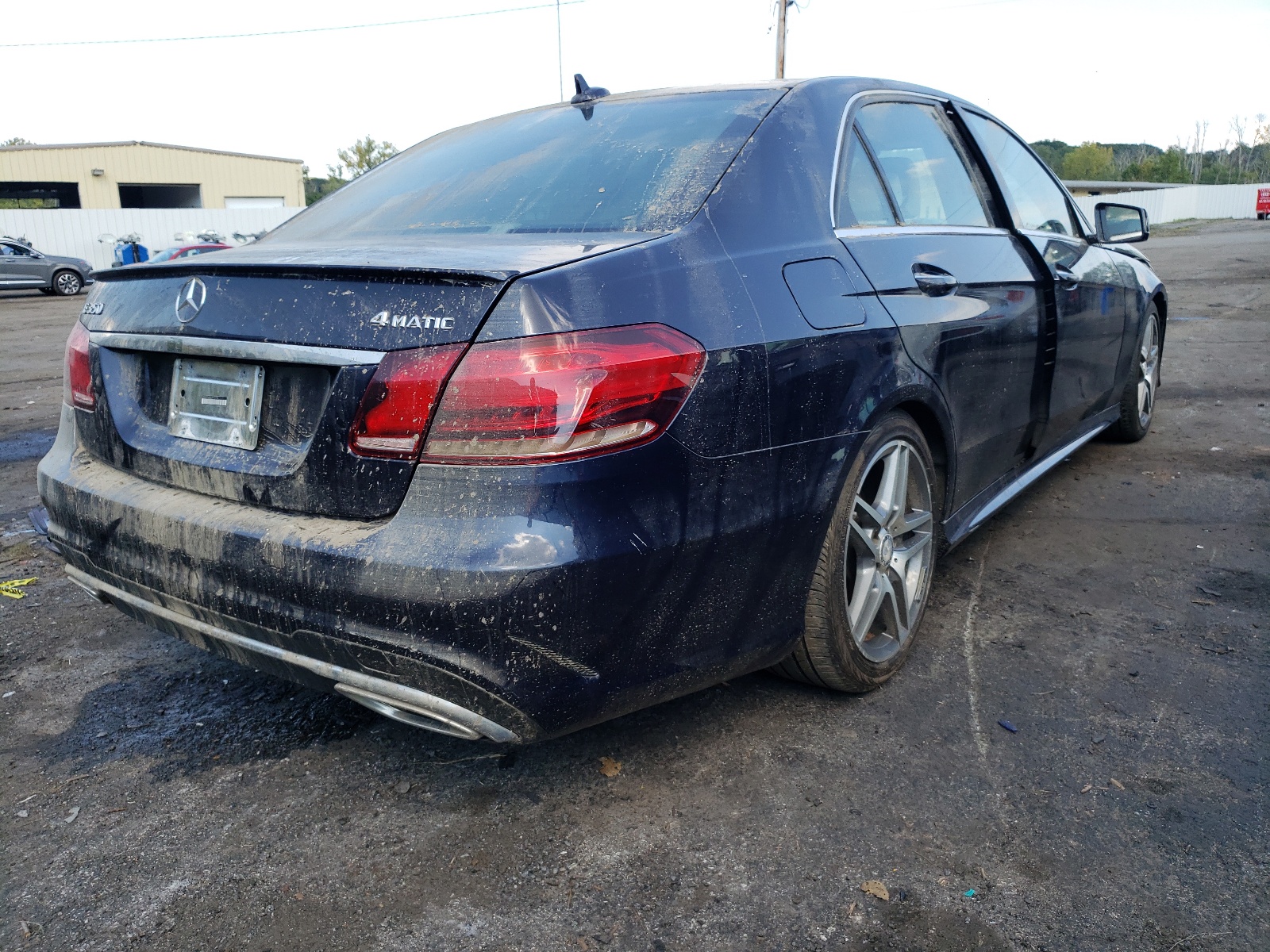 صورة رقم 4 من المزاد - 2014 MERCEDES-BENZ E 350 4MAT مع VIN WDDHF8JB5EA972734