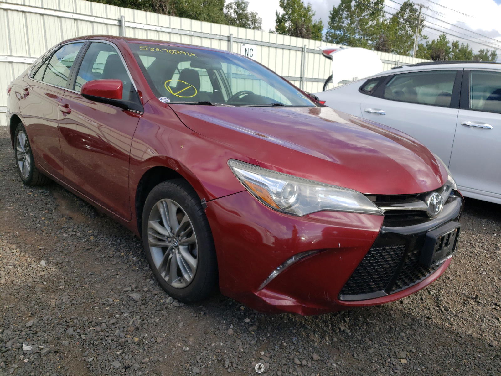 TOYOTA CAMRY LE 2016 with VIN 4T1BF1FK2GU569680 - Photo from auction
