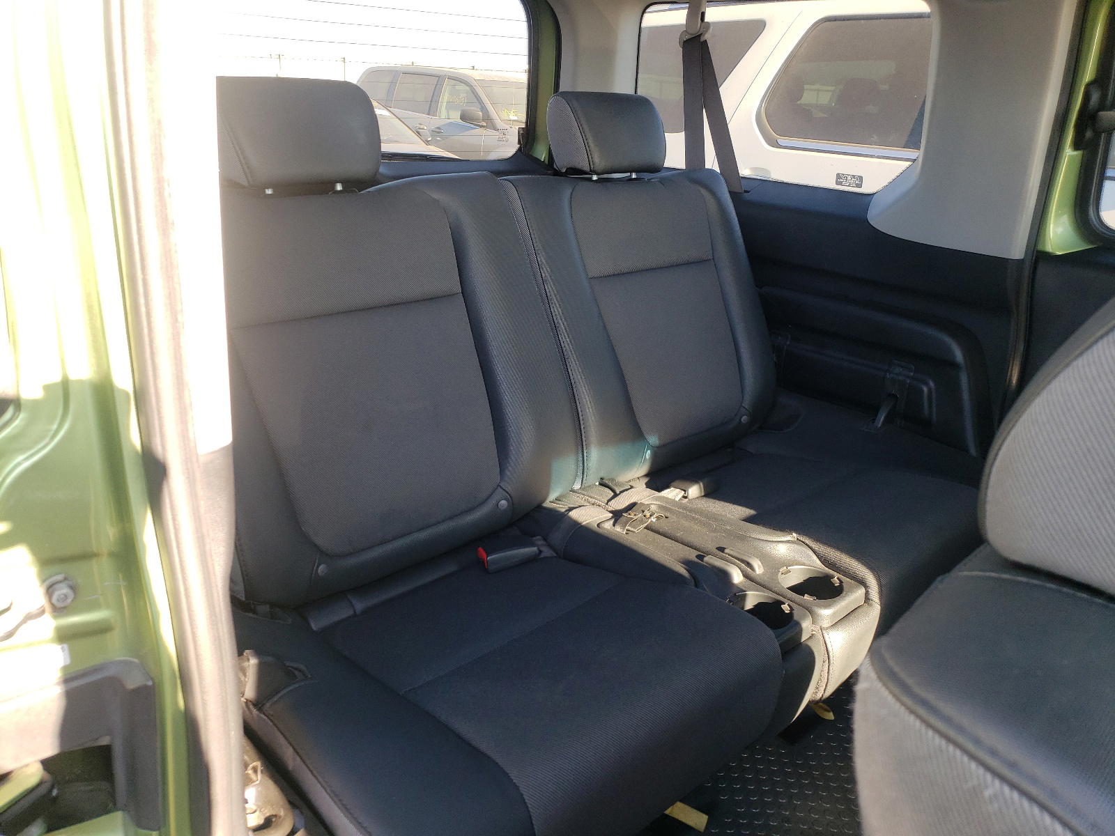 Photo 6 from auction – 2006 HONDA ELEMENT with VIN 5J6YH28796L006700