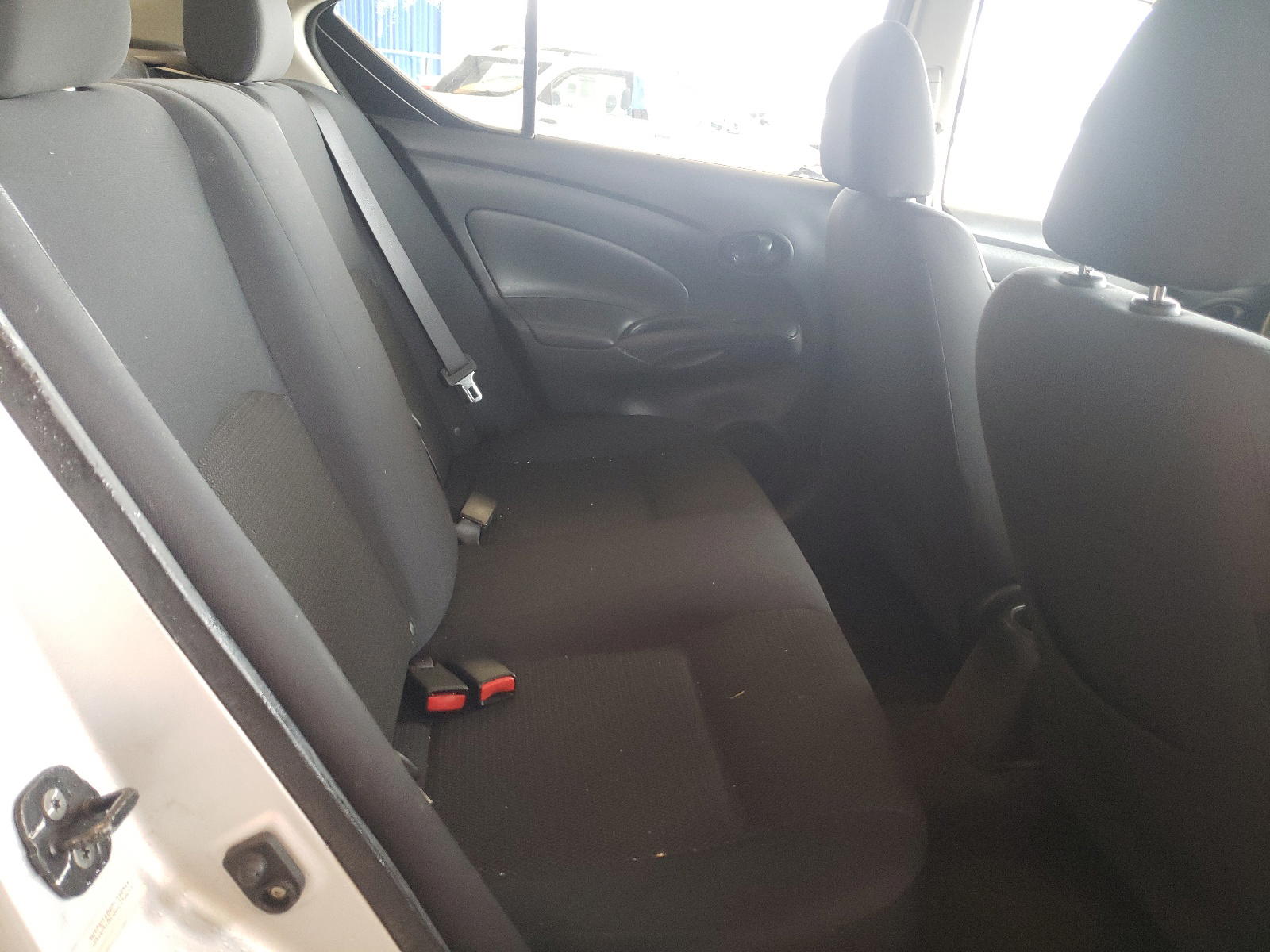 Photo 6 from auction – 2012 NISSAN VERSA S with VIN 3N1CN7AP6CL945211