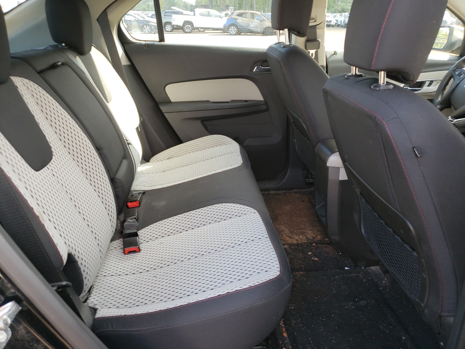 Photo 6 from auction – 2012 CHEVROLET EQUINOX LS with VIN 2GNALBEK1C1248985