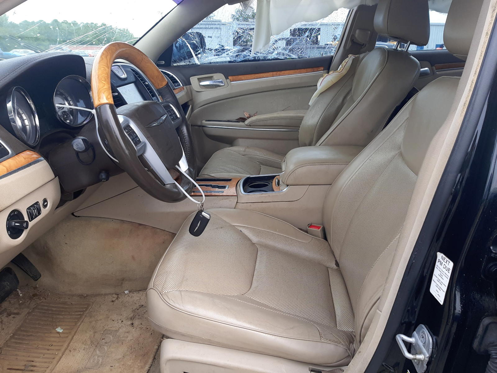 Photo 5 from auction – 2013 CHRYSLER 300C with VIN 2C3CCAET1DH674094