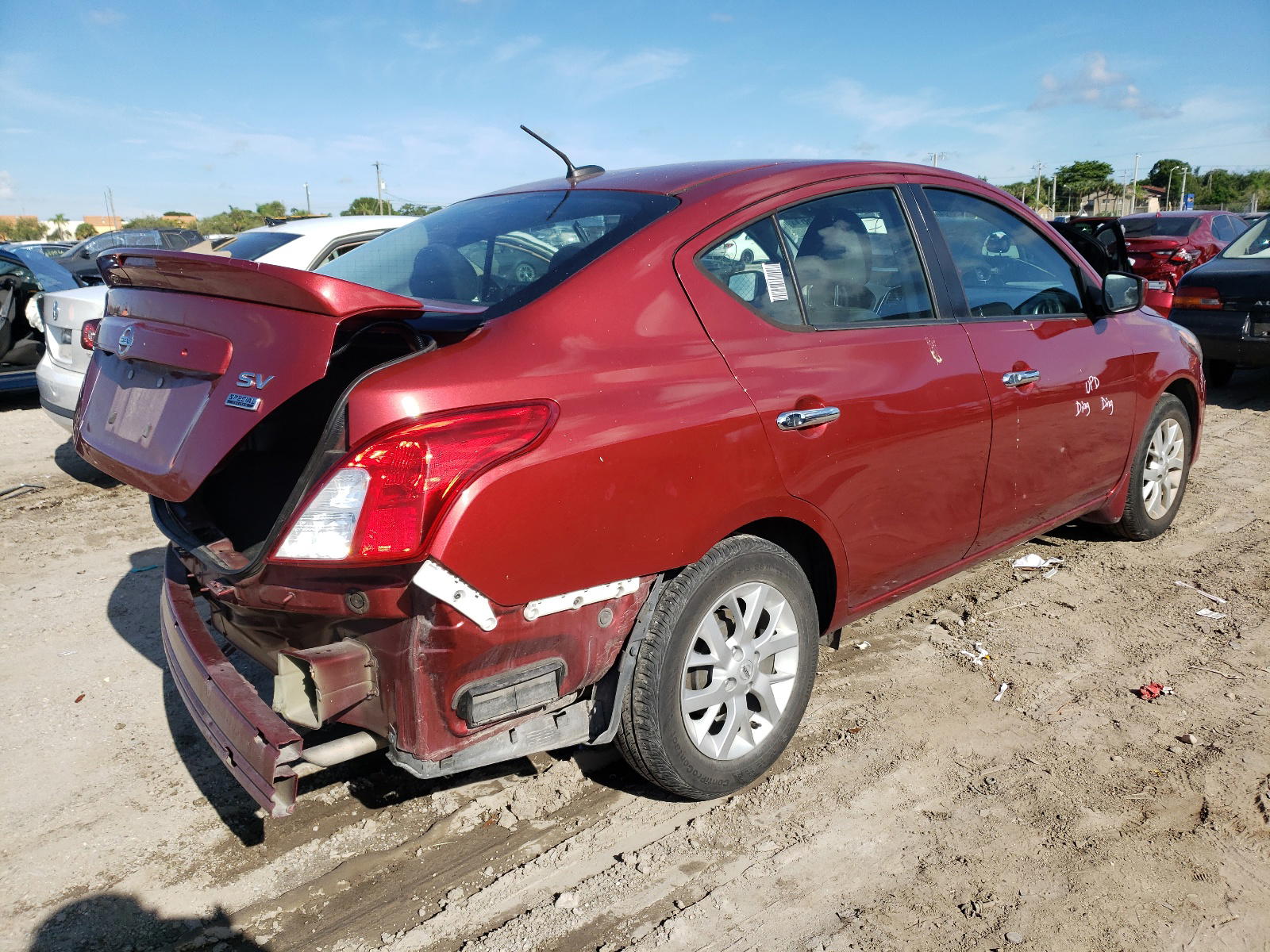 Photo 4 from auction – 2017 NISSAN VERSA S with VIN 3N1CN7AP9HL806830