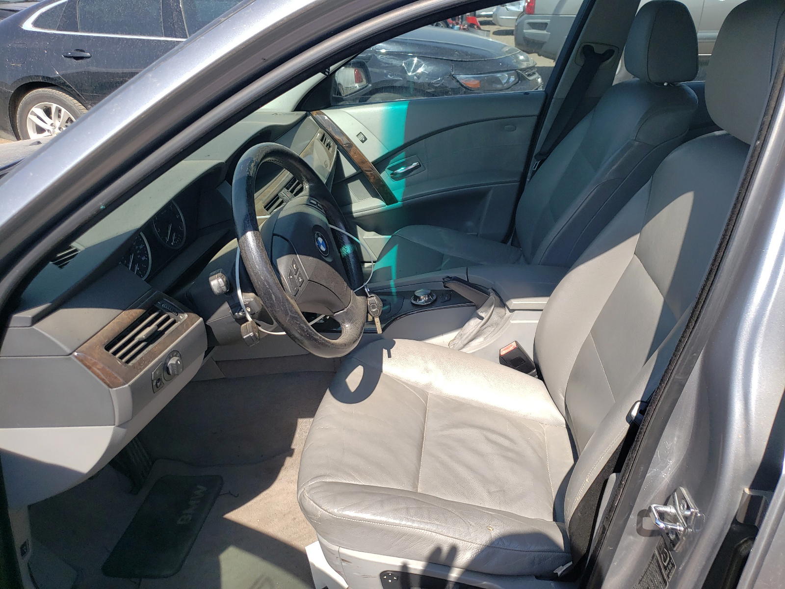 Photo 5 from auction – 2004 BMW 525 with VIN WBANA53574B175778