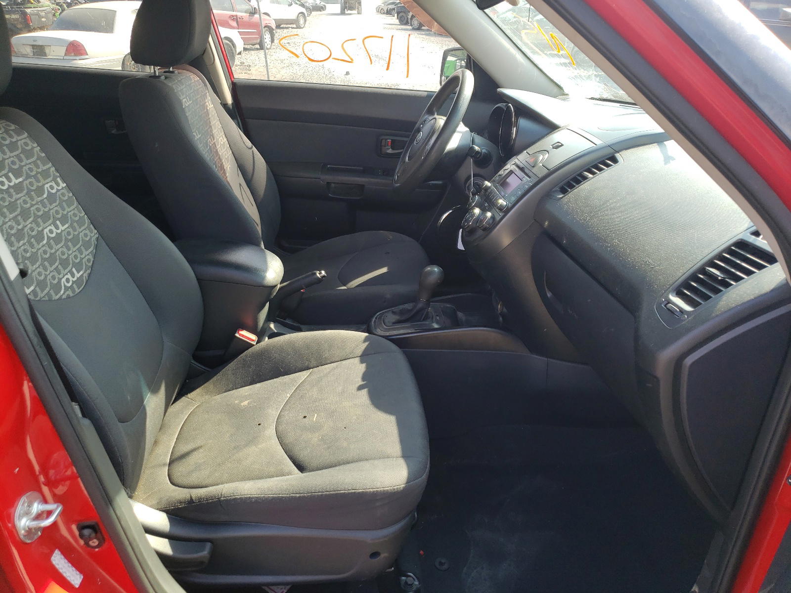 Photo 5 from auction – 2011 KIA SOUL + with VIN KNDJT2A21B7288936
