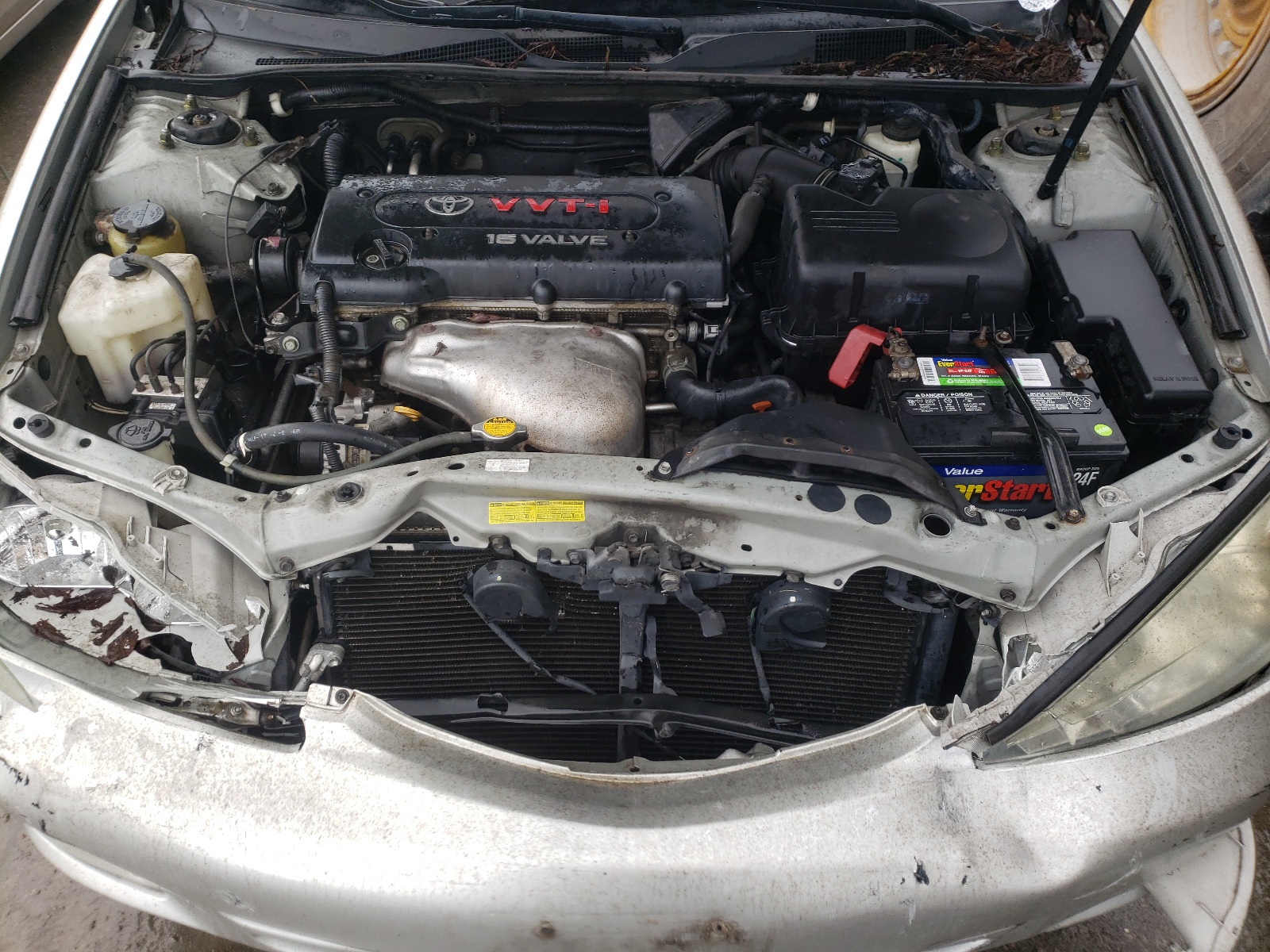 Photo 7 from auction – 2004 TOYOTA CAMRY LE with VIN 4T1BE32K64U845181