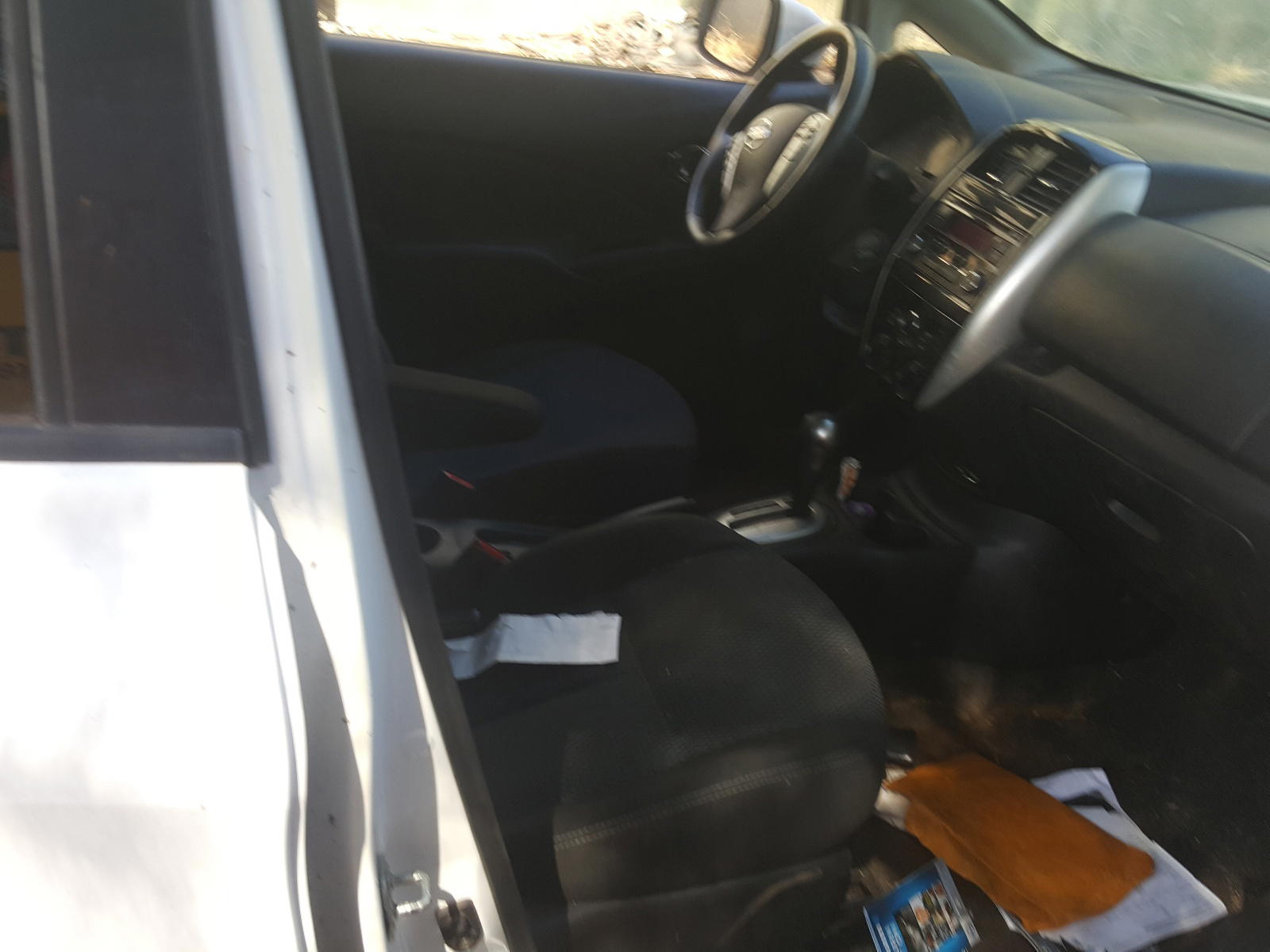 Photo 5 from auction – 2015 NISSAN VERSA NOTE with VIN 3N1CE2CP4FL445388