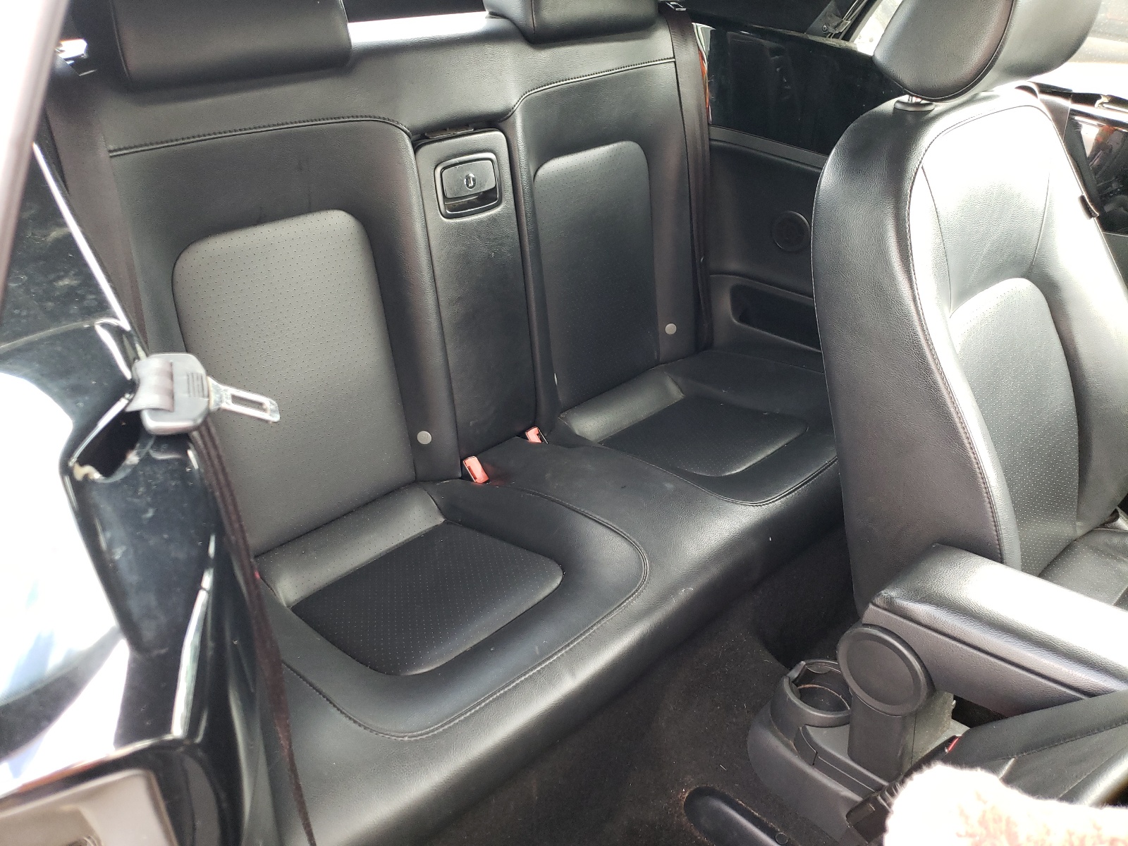 Photo 6 from auction – 2007 VOLKSWAGEN NEW BEETLE with VIN 3VWRF31Y97M408917