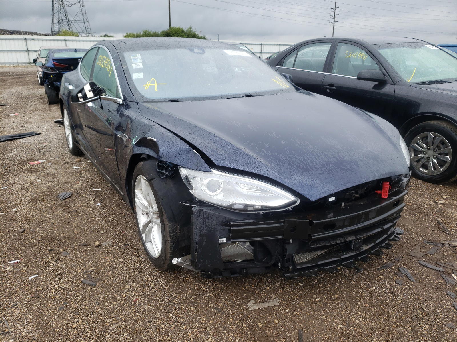 TESLA MODEL S 85 2015 with VIN 5YJSA1H27FFP75214 - Photo from auction