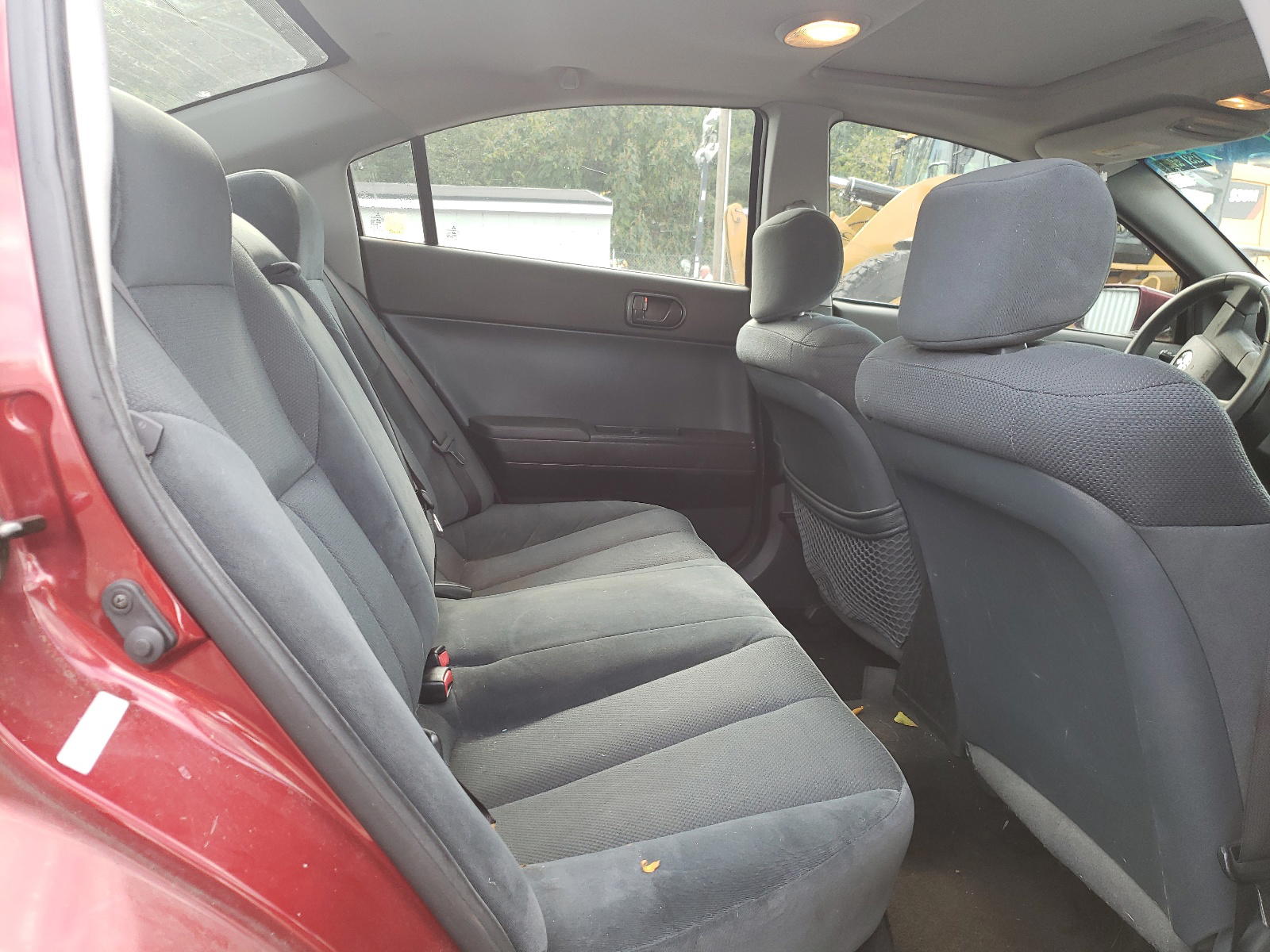 Photo 6 from auction – 2004 MITSUBISHI GALANT with VIN 4A3AB36F64E065078