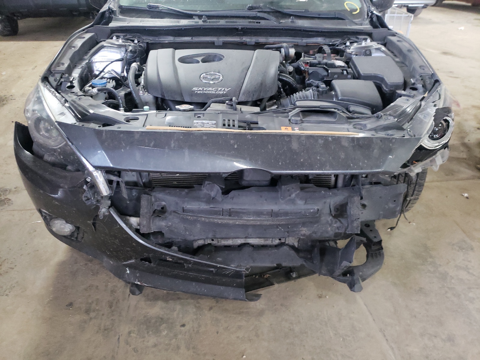 Photo 9 from auction – 2014 MAZDA 3 TOURING with VIN JM1BM1V38E1140840